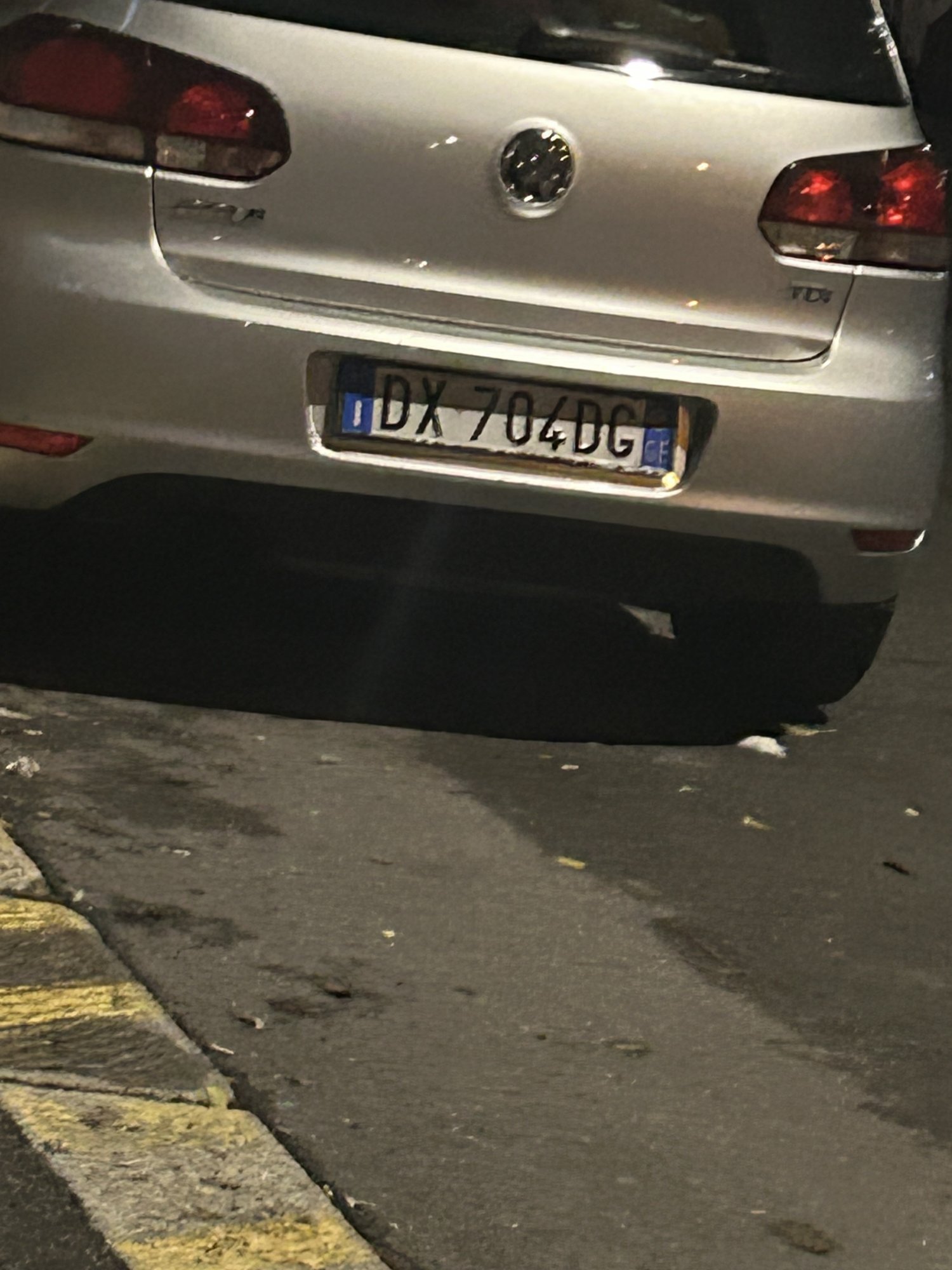 Numer rejestracyjny DX704DG posiada VOLKSWAGEN Golf 6a serie