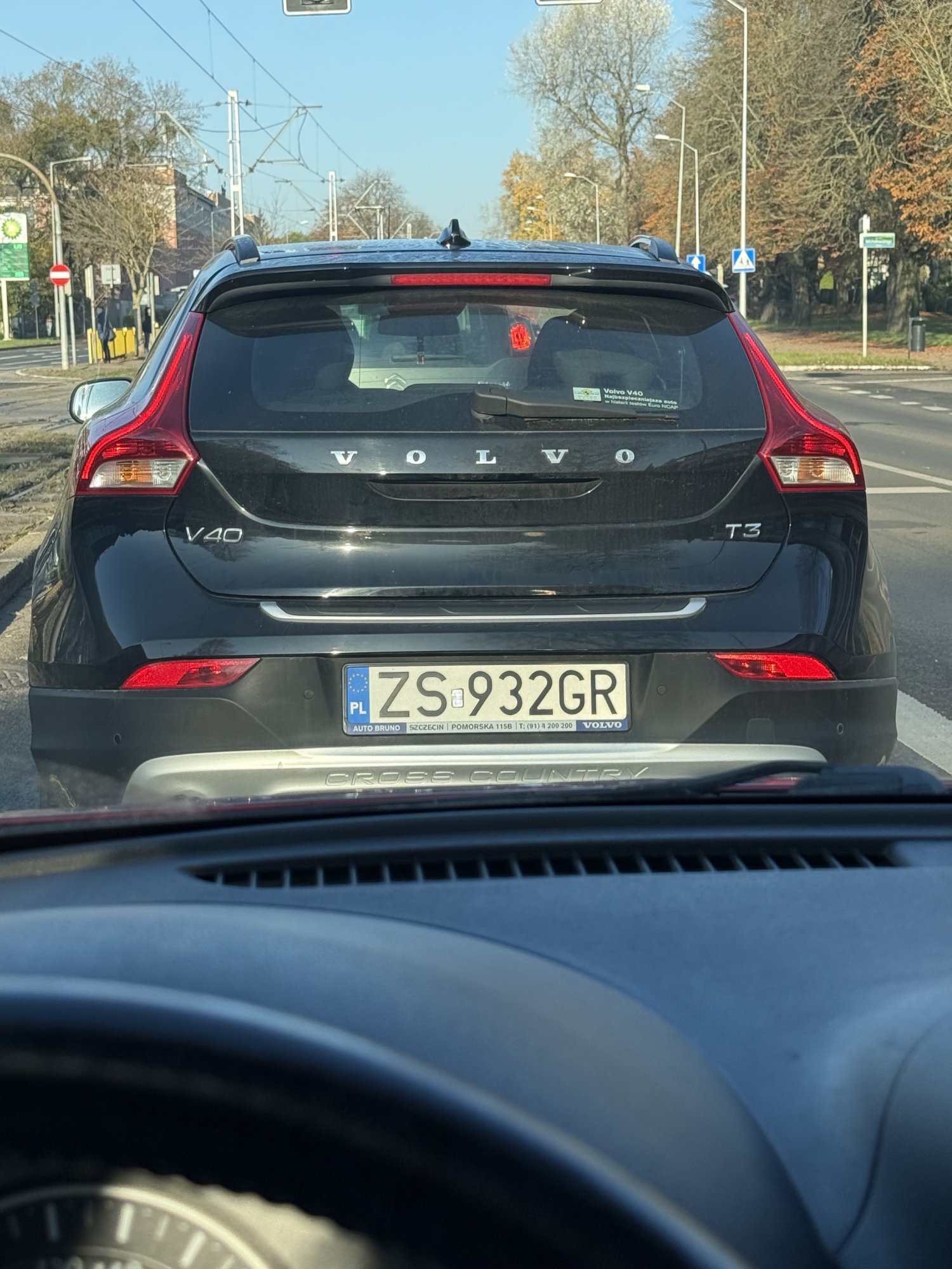 Numer rejestracyjny ZS 932GR posiada VOLVO V40 CROSS COUNTRY - ZS932GR Numer rejestracyjny ZS 932GR posiada VOLVO V40 CROSS COUNTRY - ZS932GR