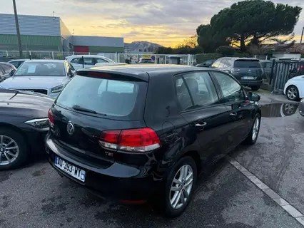 Numer rejestracyjny AJ393YG posiada RENAULT CLIO