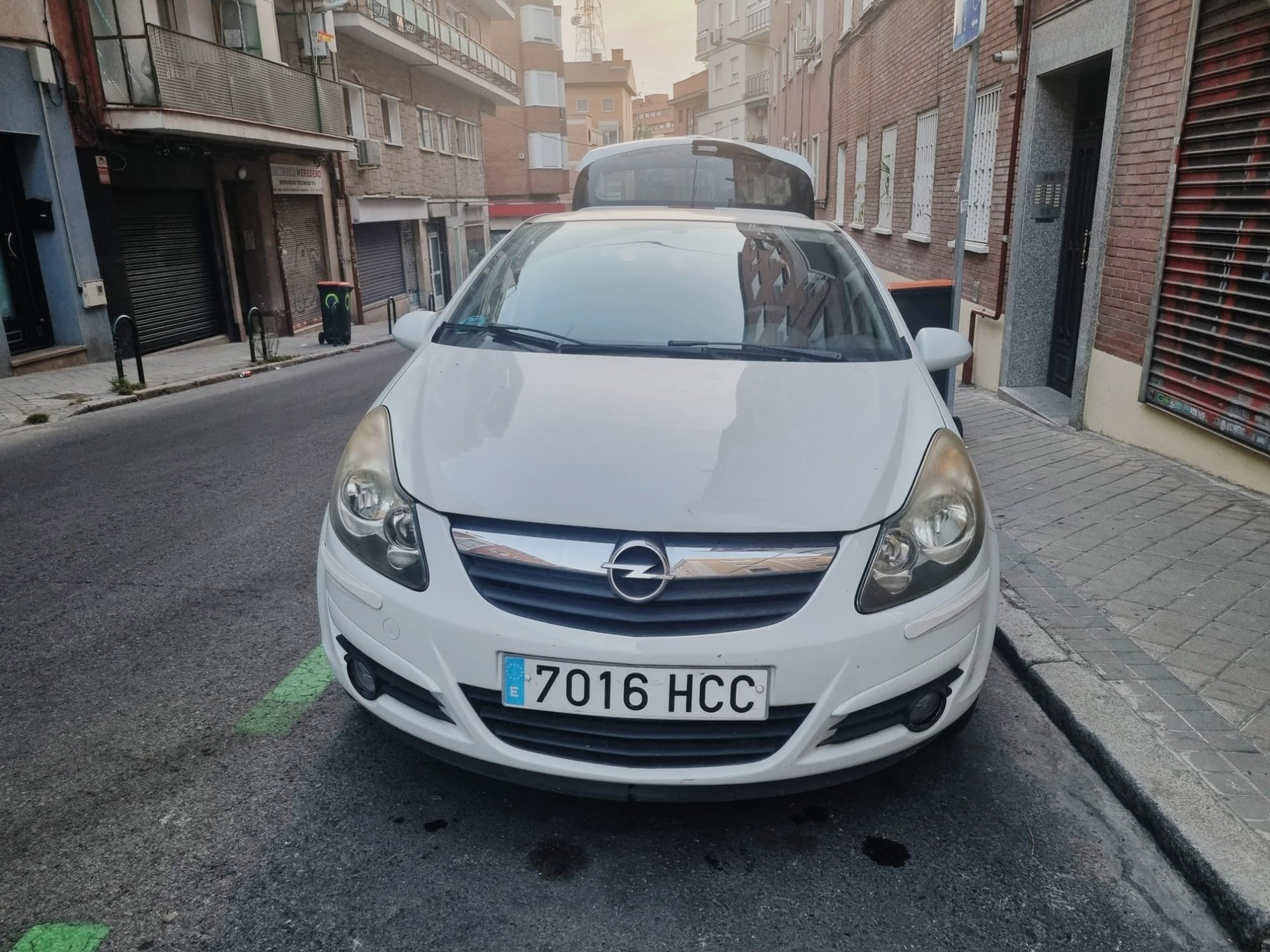 Numer rejestracyjny 7016HCC posiada OPEL CORSA Numer rejestracyjny 7016HCC posiada OPEL CORSA