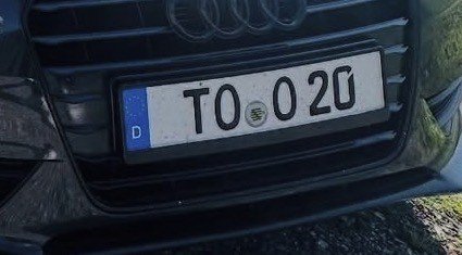 Numer rejestracyjny TO020 posiada Audi 