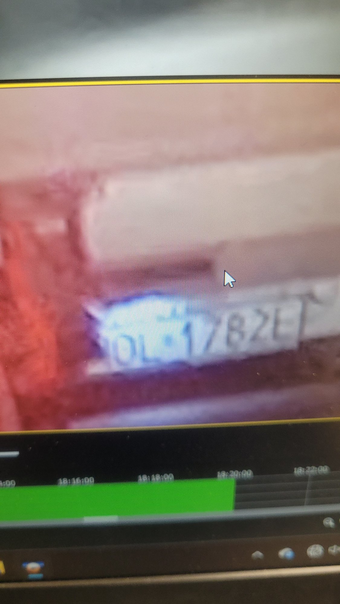 Numer rejestracyjny DL 1782E posiada MERCEDES-BENZ E 200 KOMPRESSOR - DL1782E