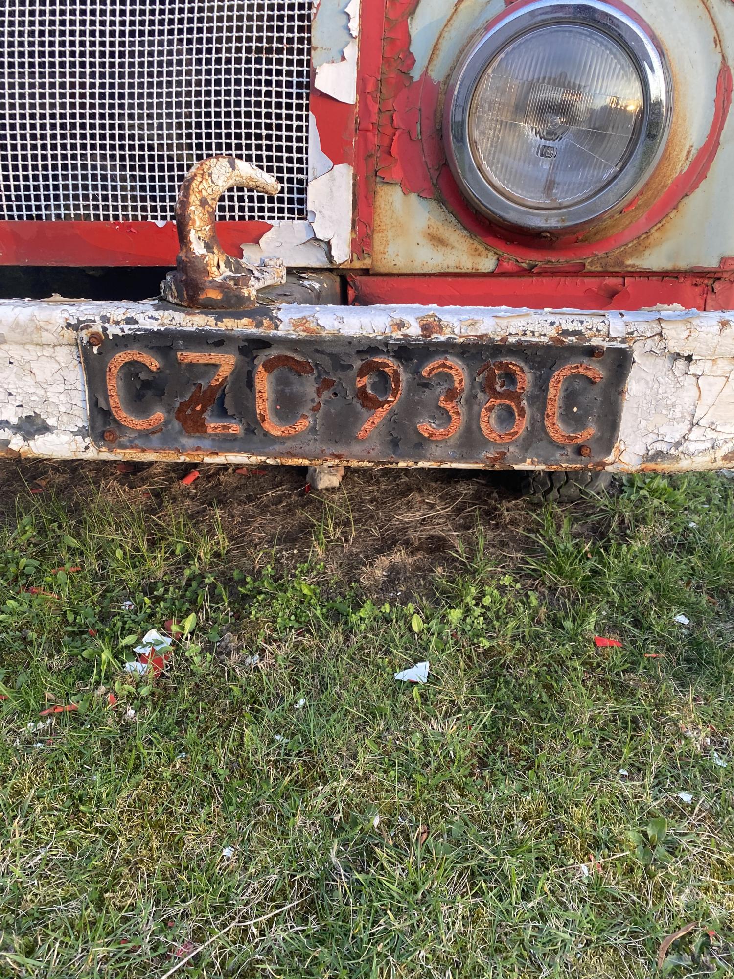 Numer rejestracyjny CZC938C posiada  