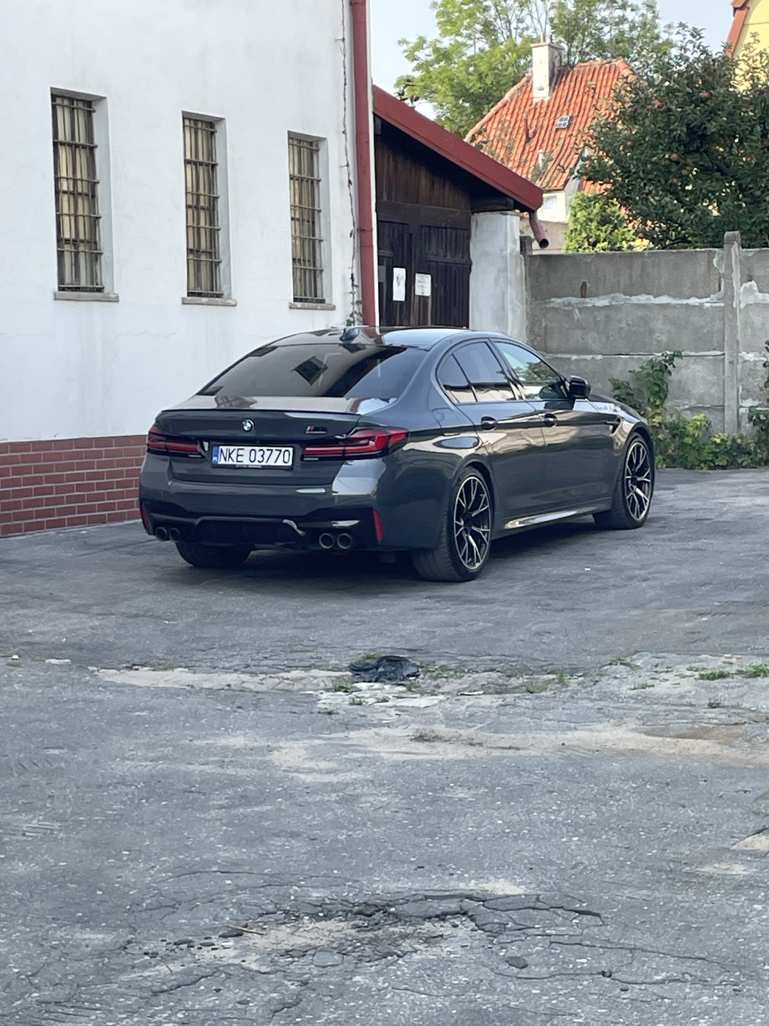 Numer rejestracyjny NKE 03770 posiada BMW M5 COMPETITION - NKE03770