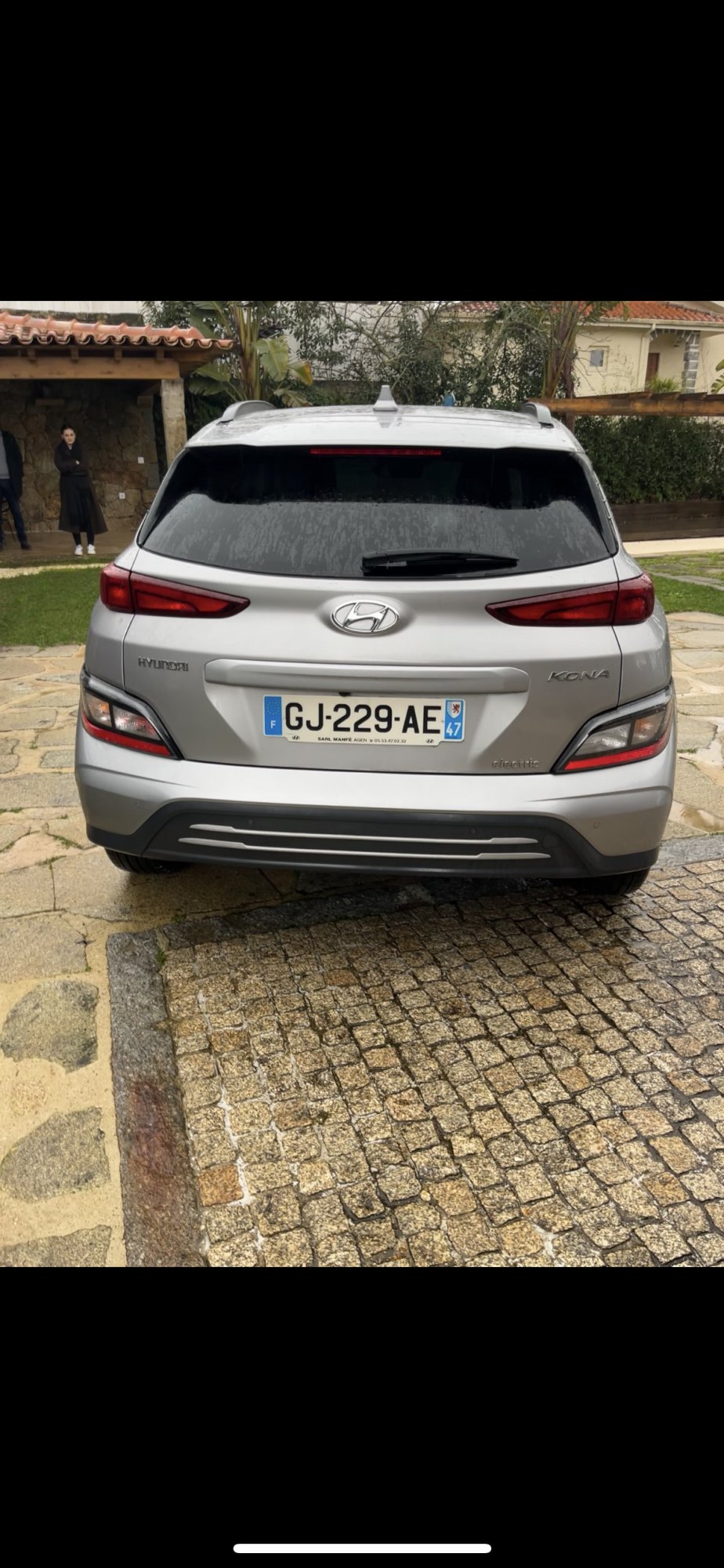 Numer rejestracyjny GJ229AE posiada HYUNDAI KONA