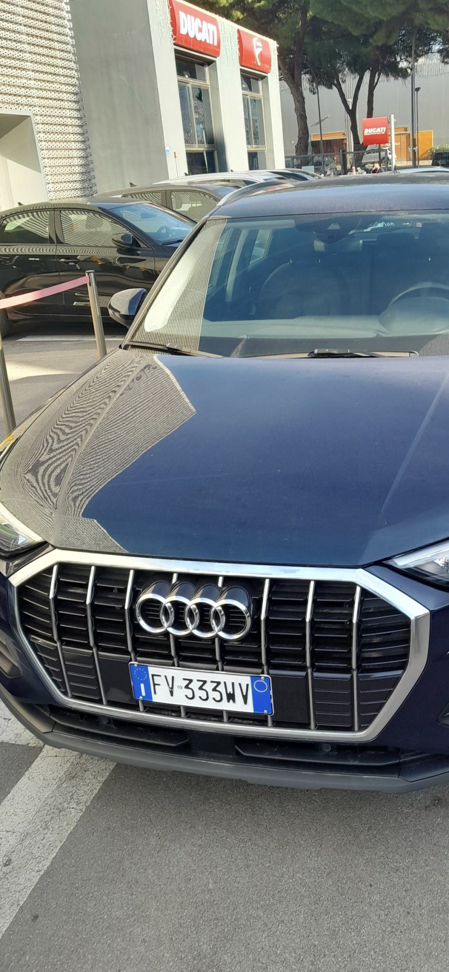 Numer rejestracyjny FV333WV posiada AUDI Q3 2a serie