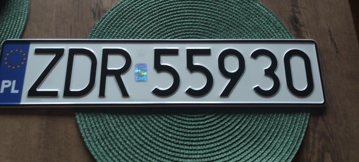 Numer rejestracyjny ZDR 55930 posiada DACIA JOGGER - ZDR55930