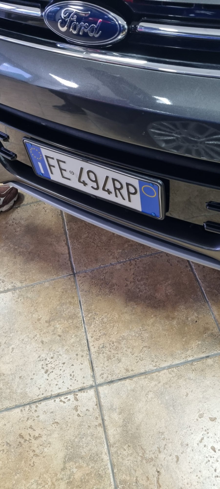 Numer rejestracyjny FE494RP posiada FORD Kuga 2a serie