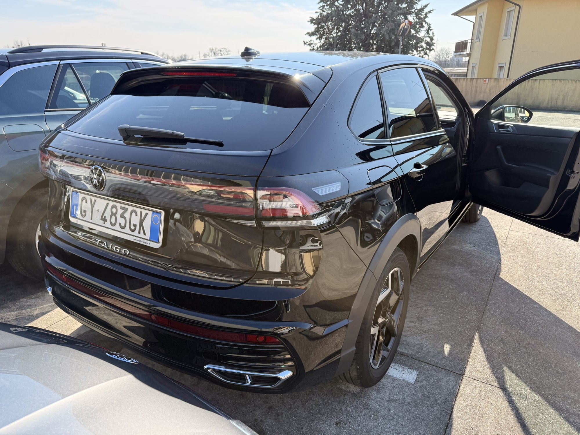 Numer rejestracyjny GY483GK posiada VOLKSWAGEN Taigo