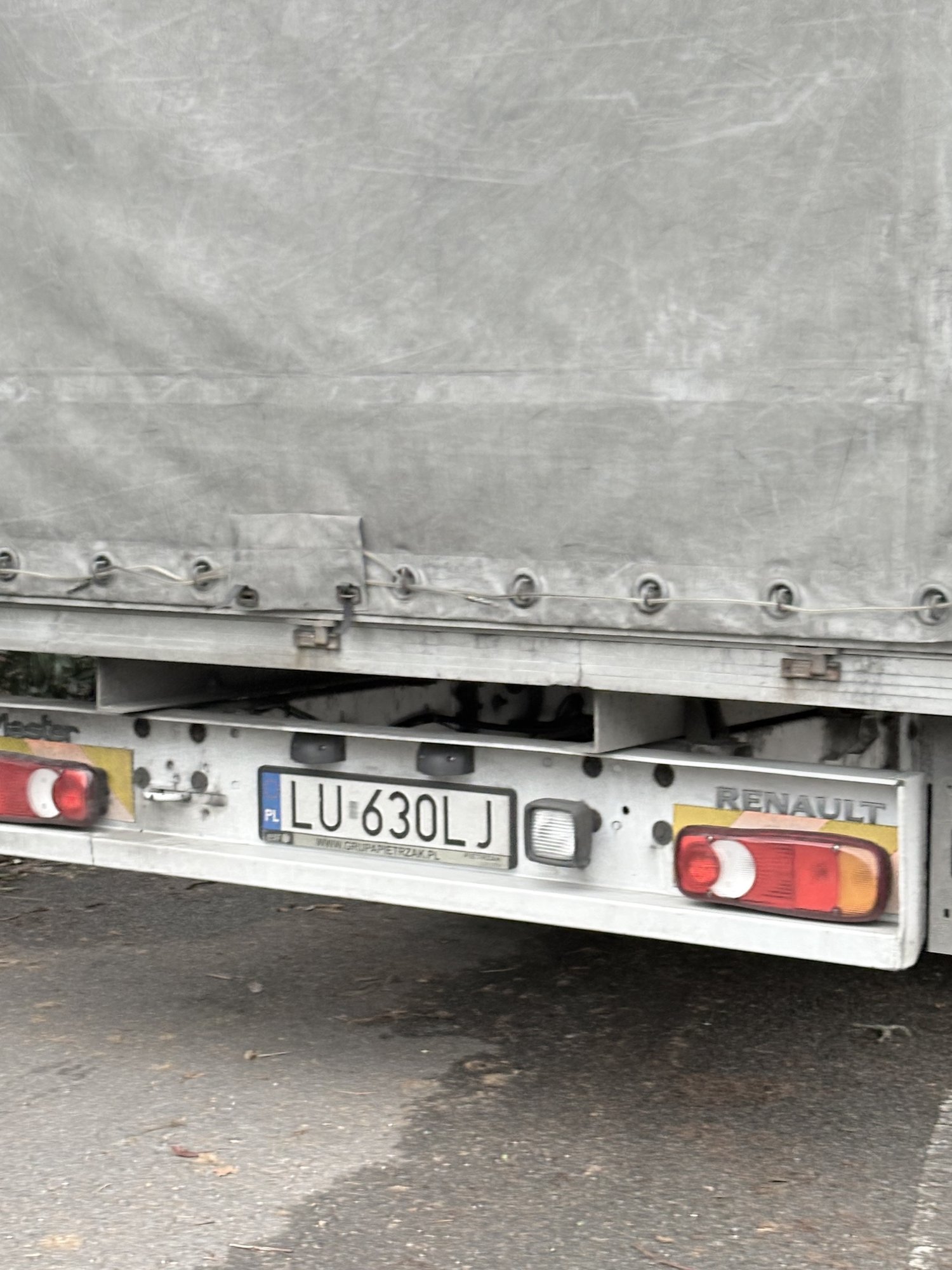 Numer rejestracyjny LU 630LJ posiada RENAULT/IZOTERMY TIM MASTER - LU630LJ