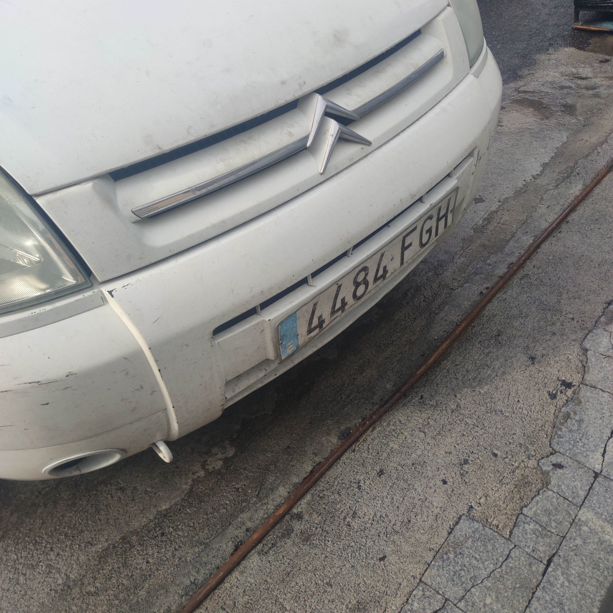 Numer rejestracyjny 4484FGH posiada CITROEN BERLINGO