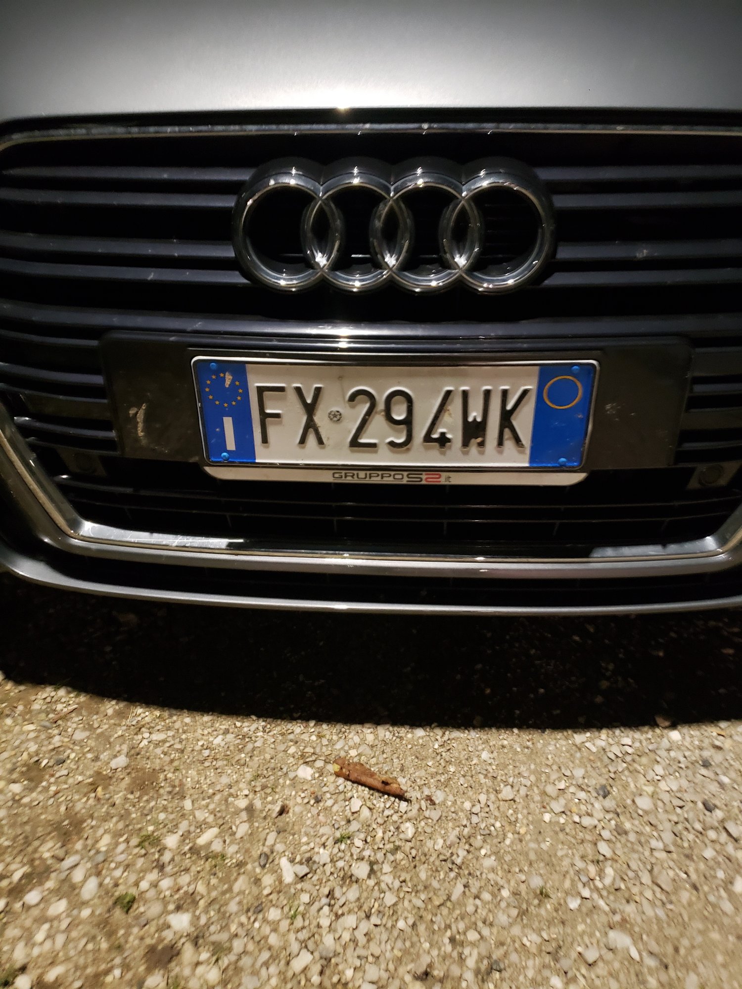 Numer rejestracyjny FX294WK posiada Audi Q3