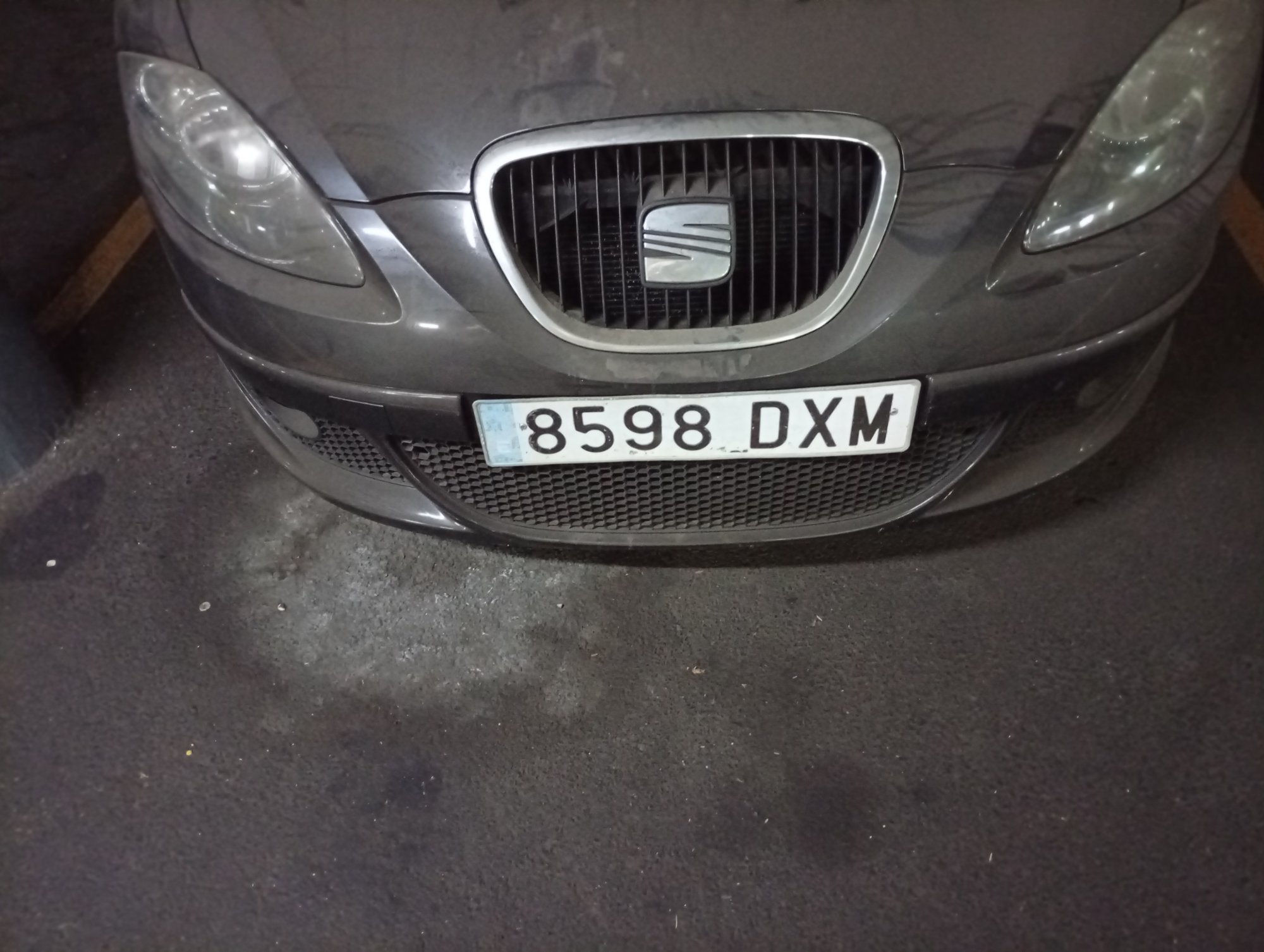 Numer rejestracyjny 8598DXM posiada SEAT ALTEA