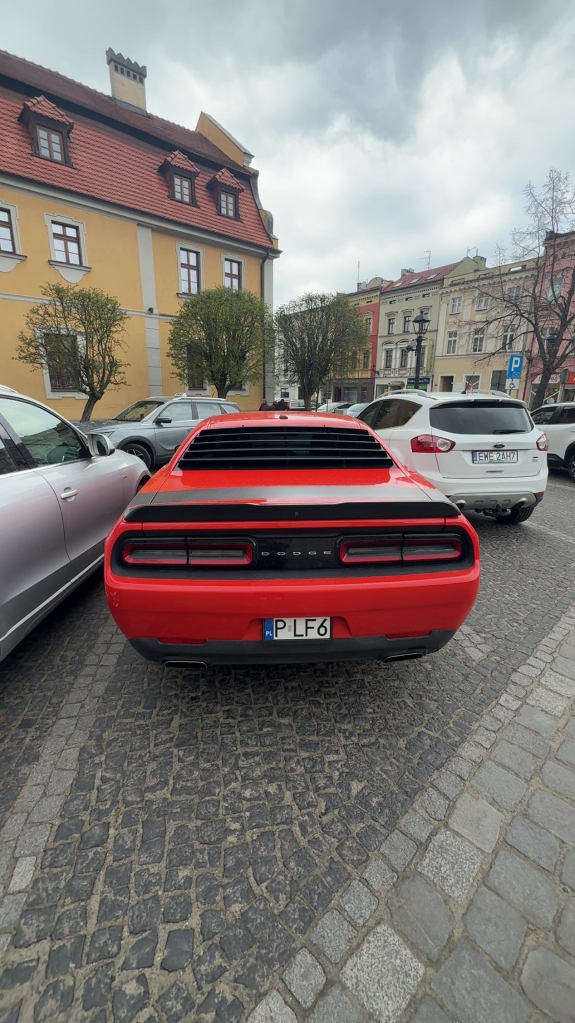 Numer rejestracyjny PLF 6 posiada DODGE Grand Caravan 3.6 Kat. MR`11 SXT Aut. - PLF6 Numer rejestracyjny PLF 6 posiada DODGE Grand Caravan 3.6 Kat. MR`11 SXT Aut. - PLF6