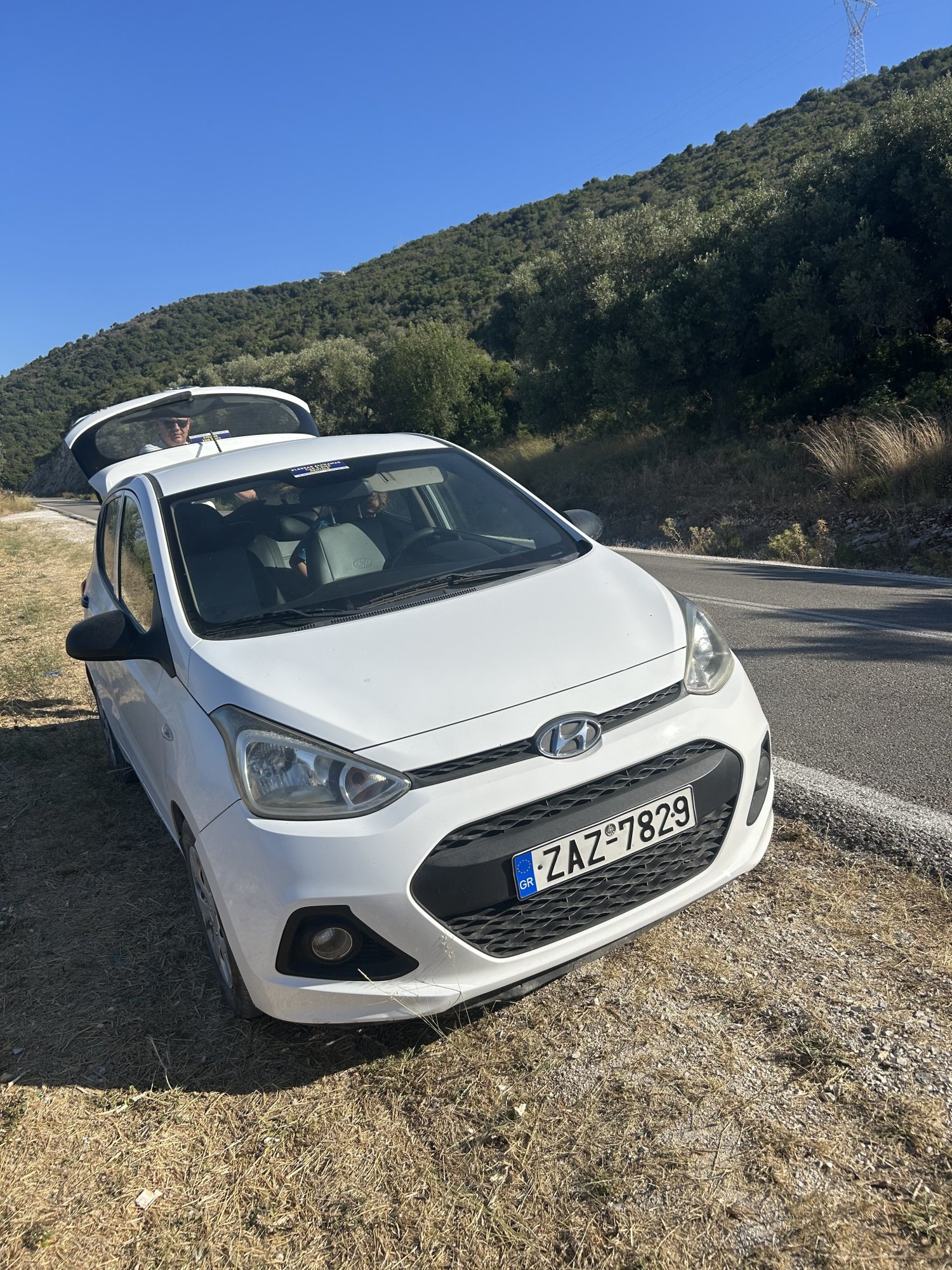 Numer rejestracyjny ZAZ7829 posiada Hyundai i10