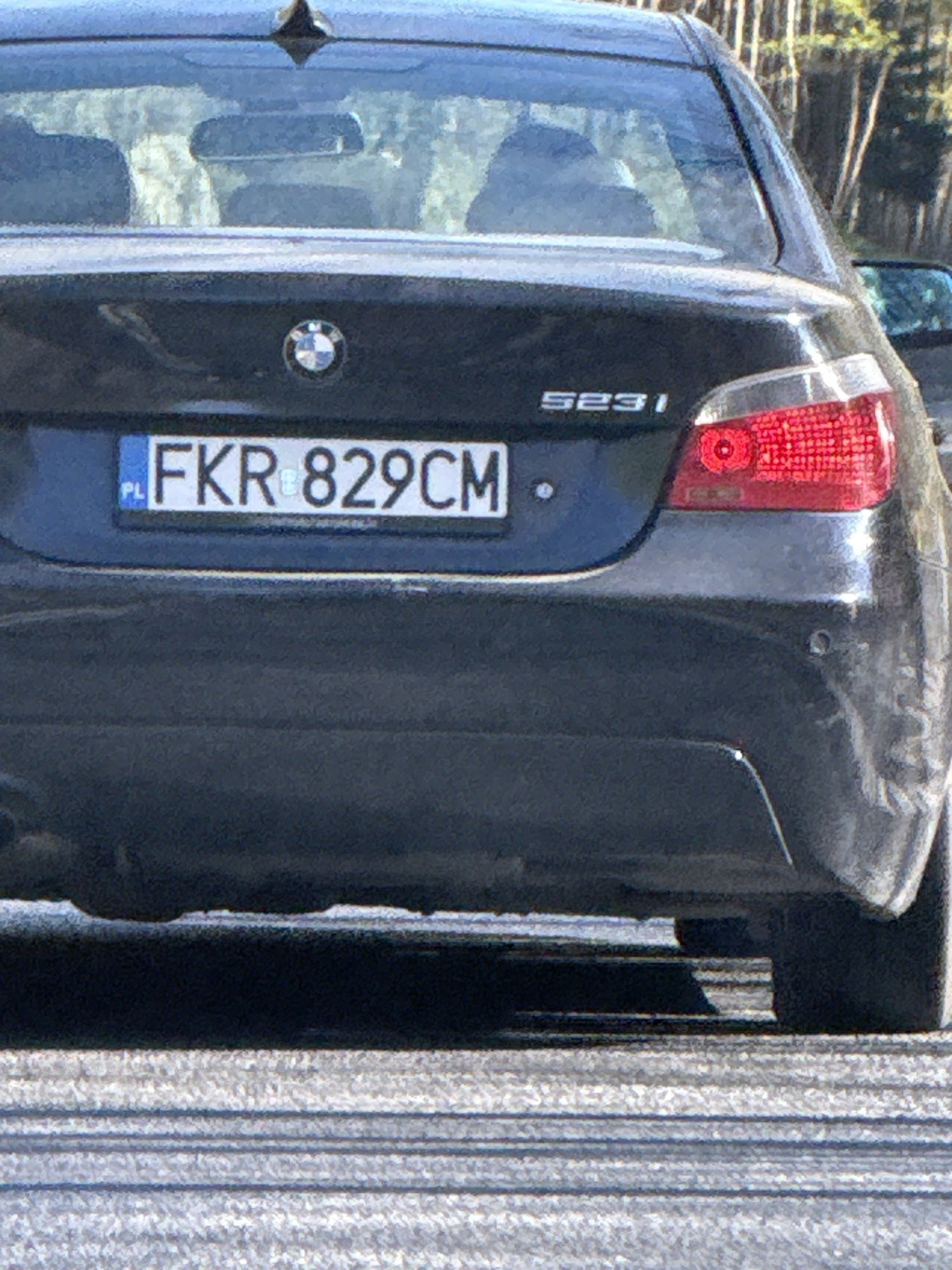 Numer rejestracyjny FKR 829CM posiada BMW 525i MR`03 E4 E60 - FKR829CM