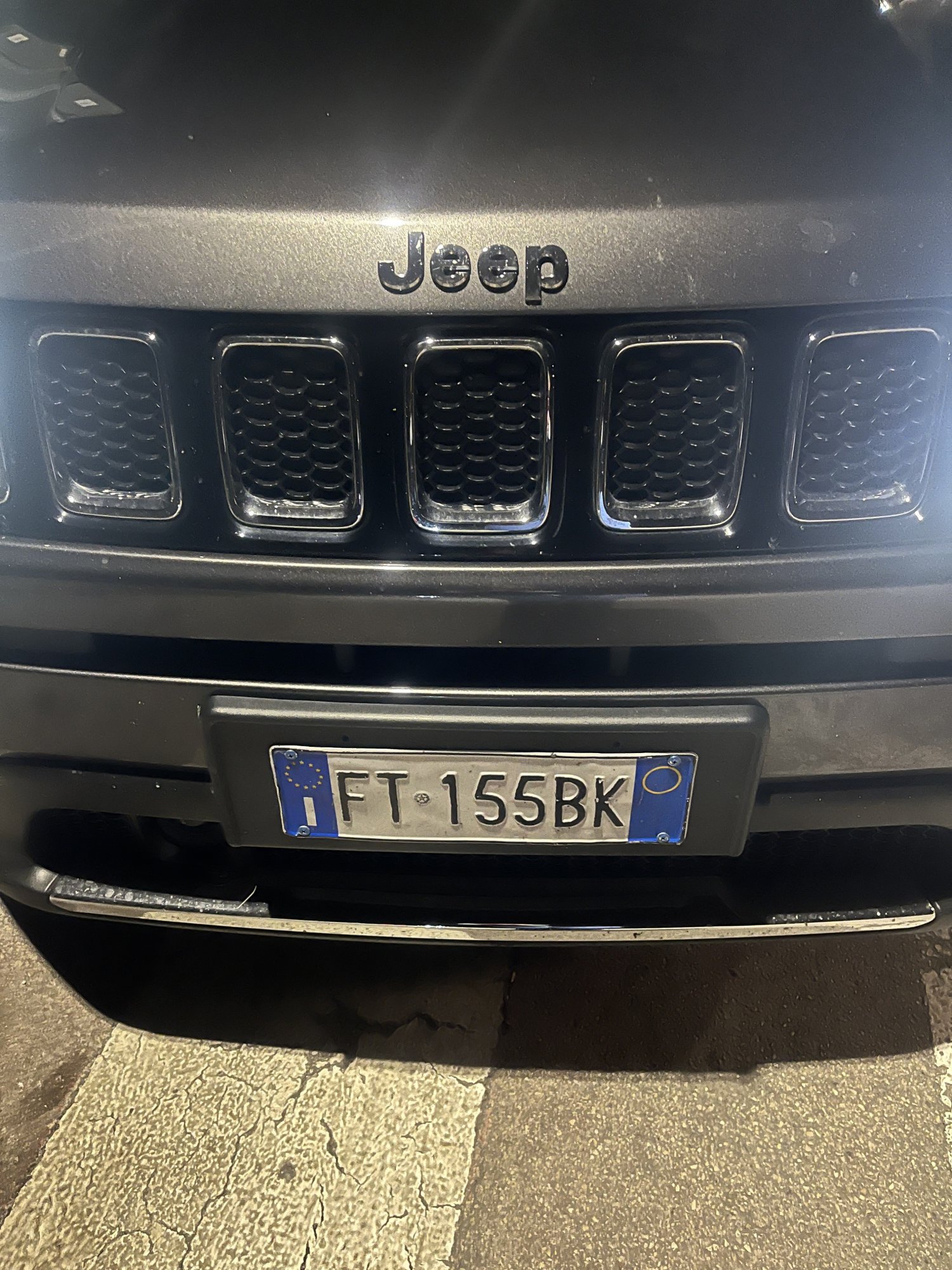 Numer rejestracyjny FT155BK posiada JEEP Compass 2a serie