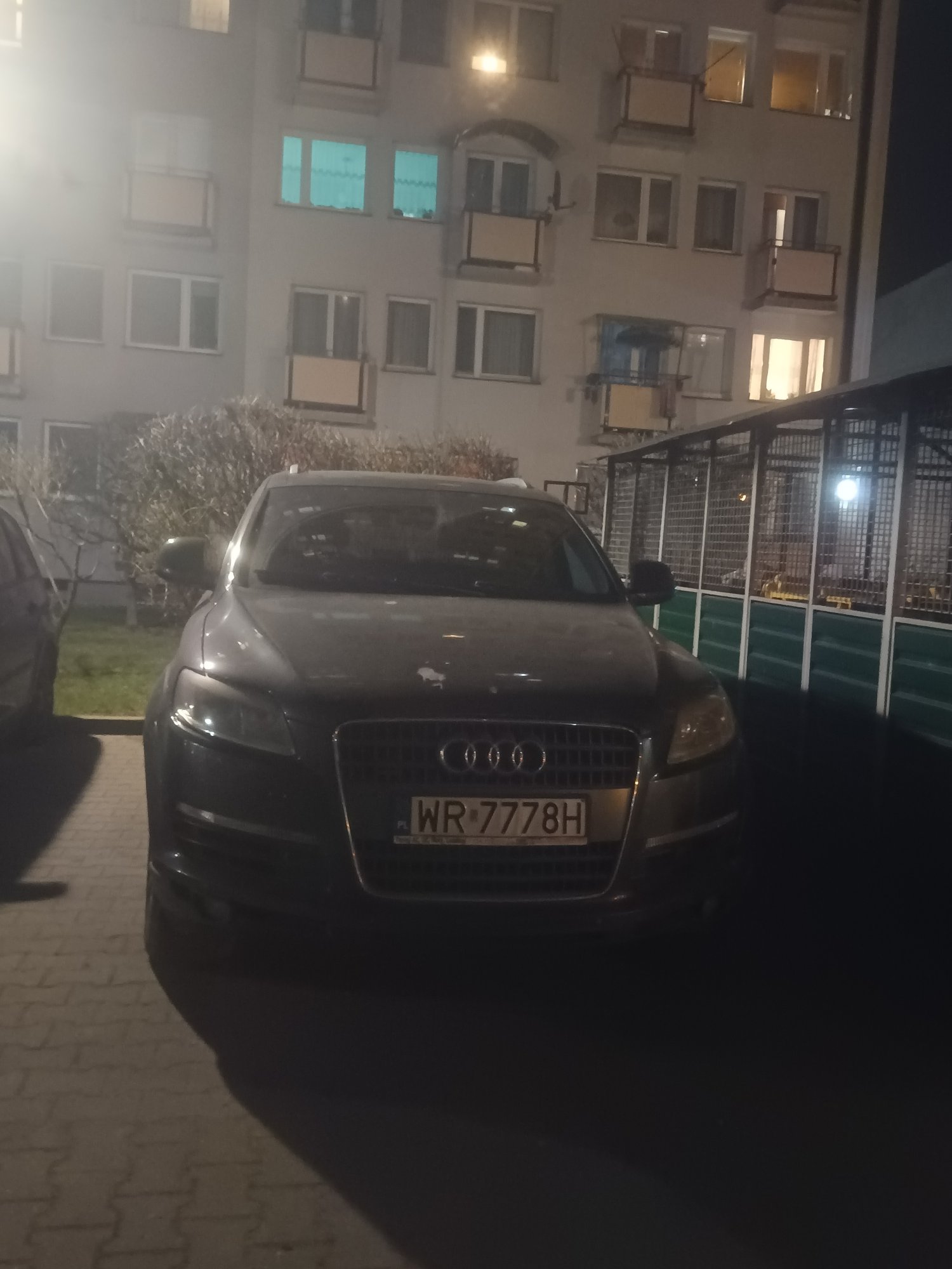 Numer rejestracyjny WR 7778H posiada AUDI Q7 TDI MR`06 E4 4L Tiptronic - WR7778H