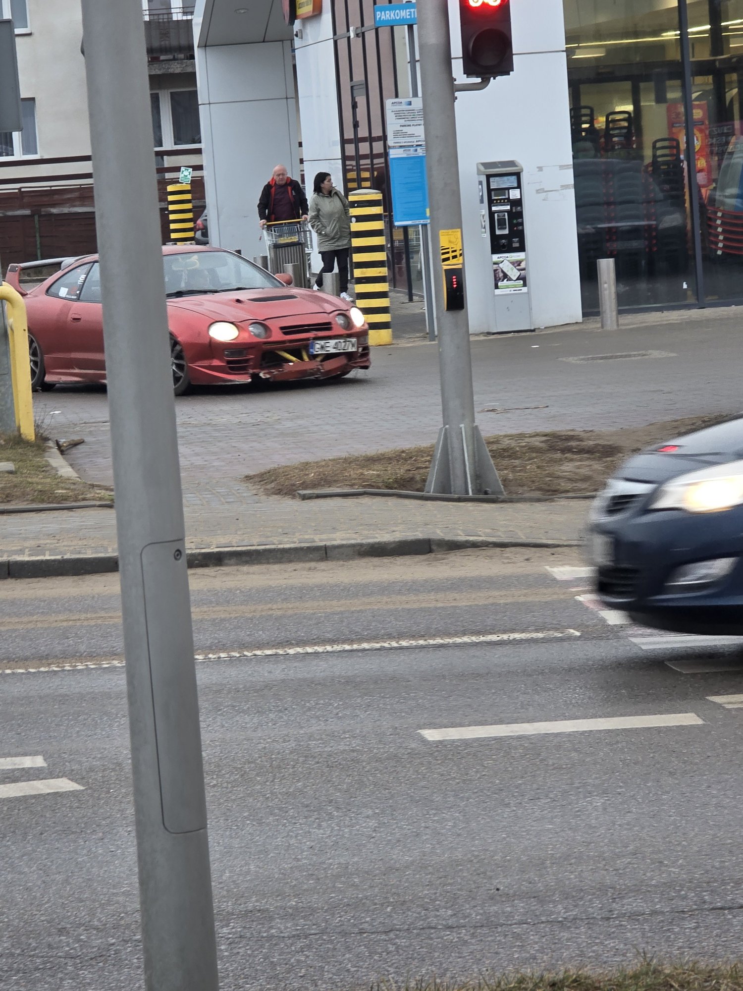 Numer rejestracyjny GWE 4027M posiada TOYOTA Celica Liftback Kat. GT - GWE4027M