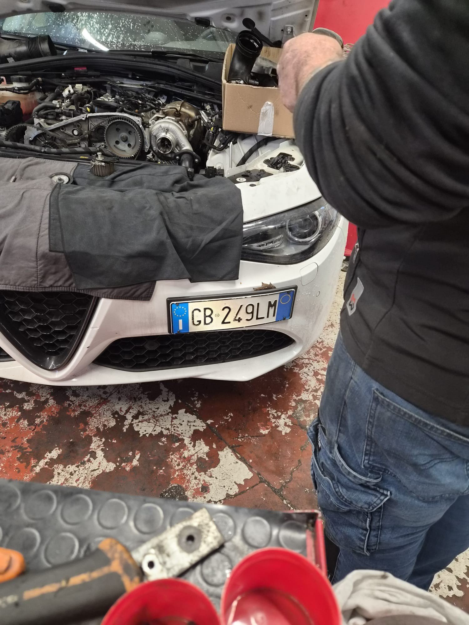 Numer rejestracyjny GB249LM posiada ALFA ROMEO Giulia Giulia 2.2 TD 190 CV AT8 Executive (140 kw)