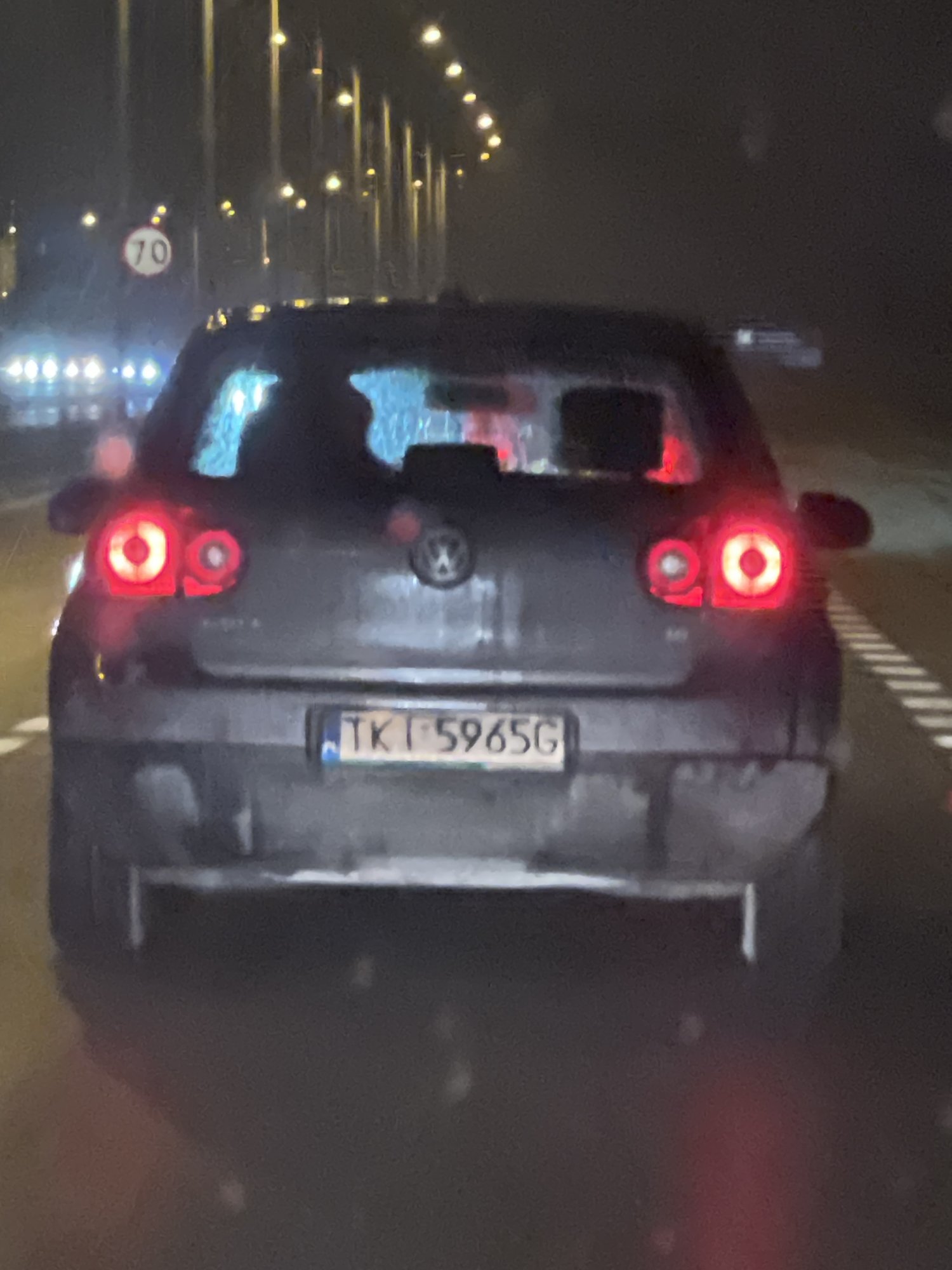 Numer rejestracyjny TK 5965G posiada MERCEDES-BENZ 308 Diesel 3.5t 308 Diesel 3.5t - TK5965G