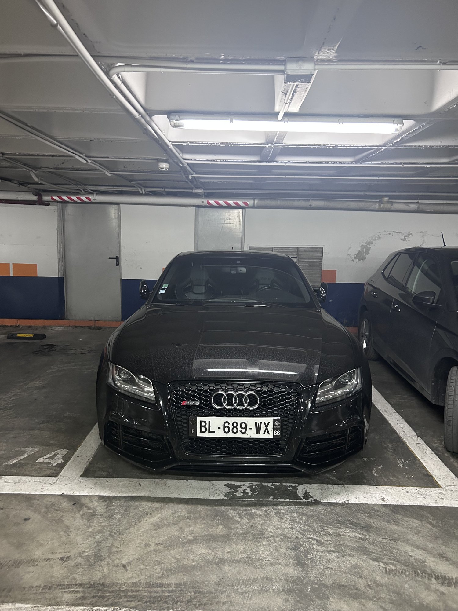 Numer rejestracyjny BL689WX posiada AUDI RS5