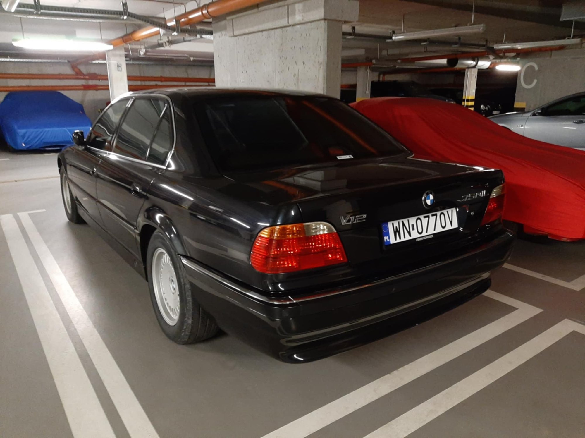 Numer rejestracyjny WN 0770V posiada BMW 750IL - WN0770V