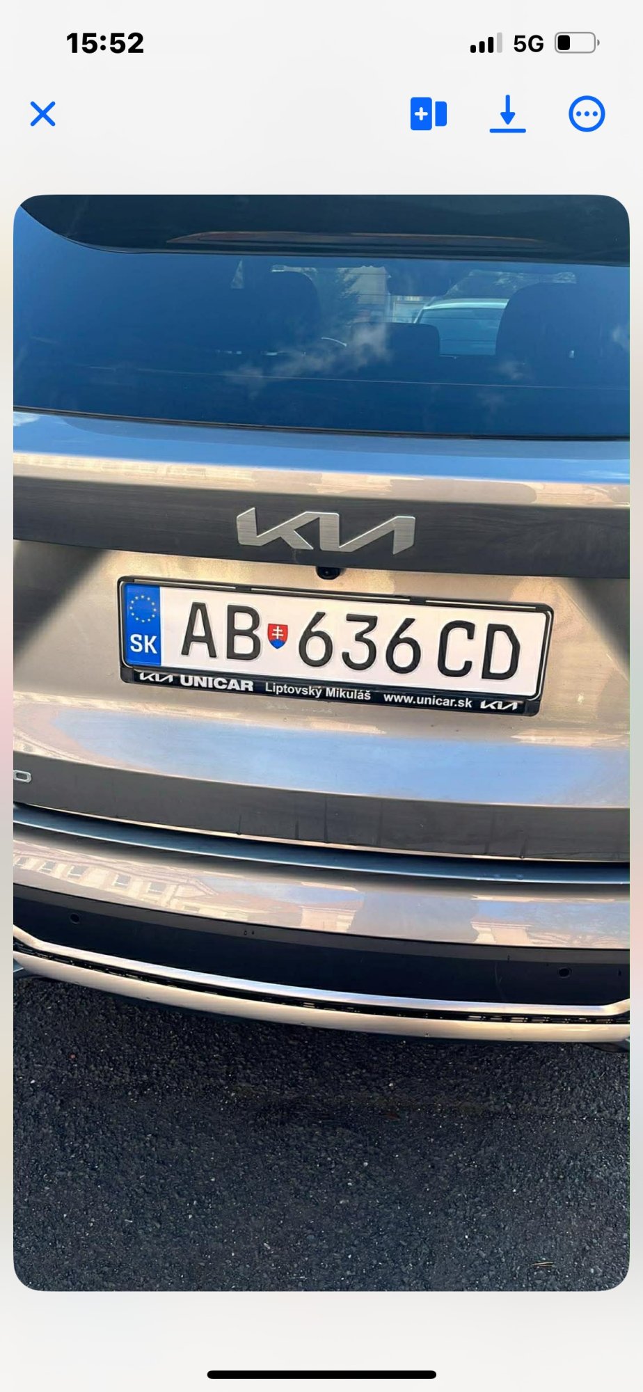 Numer rejestracyjny AB636CD posiada Kia 