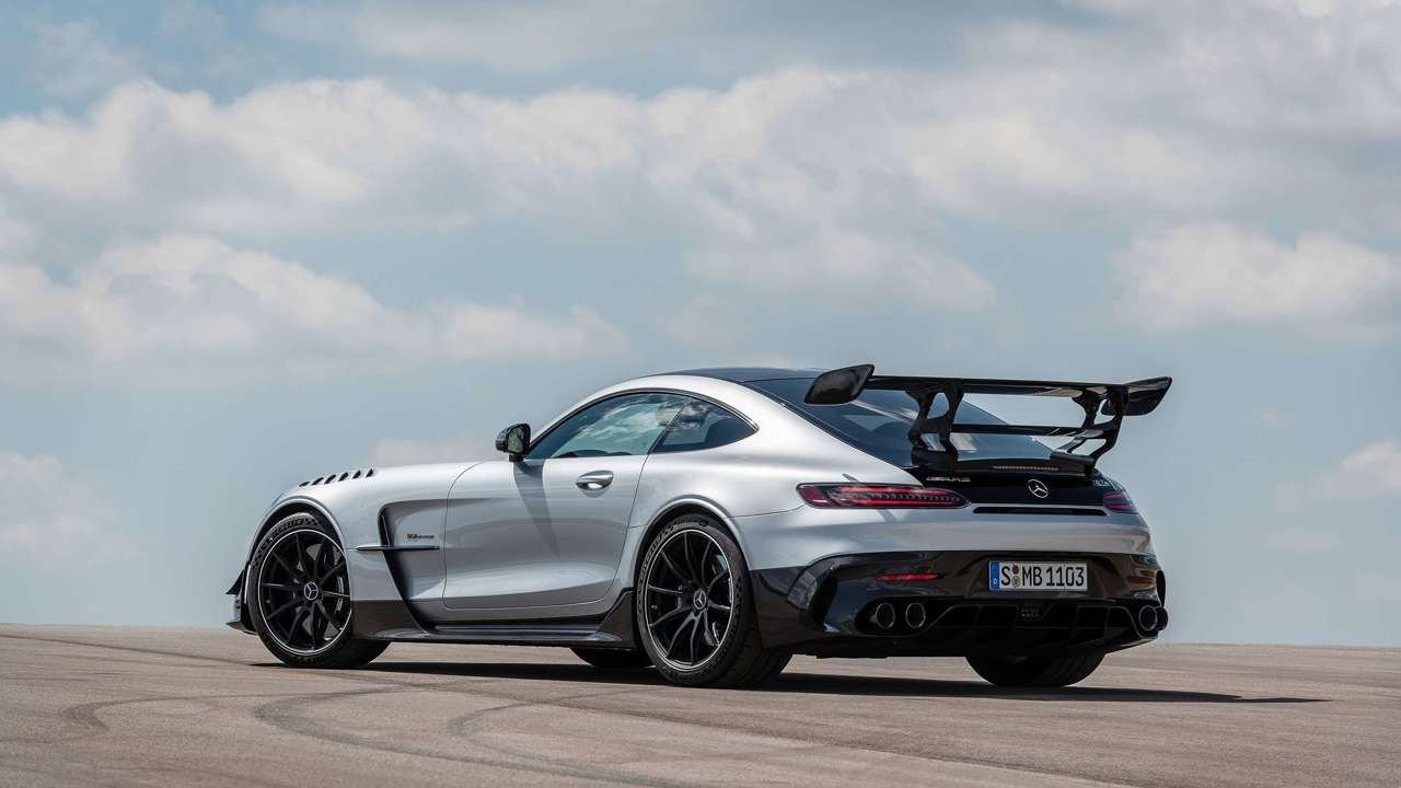 Numer rejestracyjny SMB1103 posiada Mercedes AMG GT Black Series
