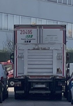 Numer rejestracyjny 0811LLJ posiada OPEL COMBO Numer rejestracyjny 0811LLJ posiada OPEL COMBO