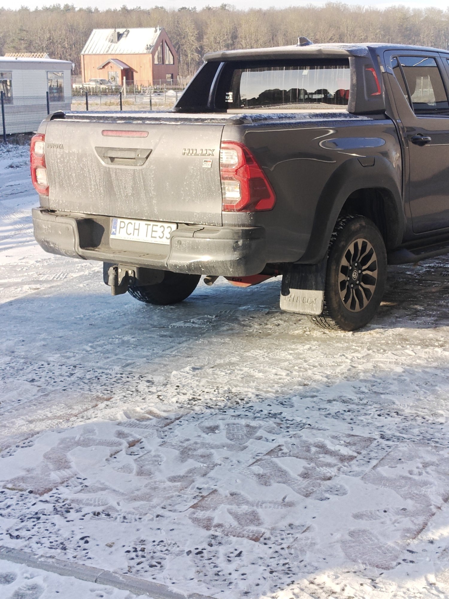 Numer rejestracyjny PCH TE33 posiada TOYOTA/STEELER HILUX - PCHTE33