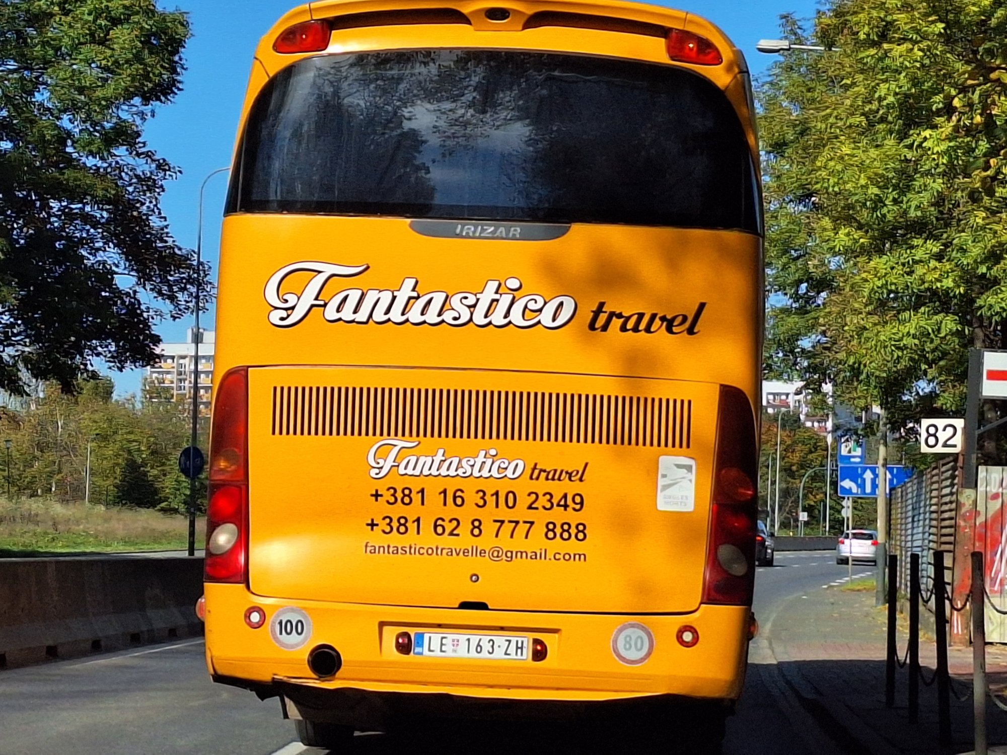 Numer rejestracyjny LE163ZH posiada Irizar 