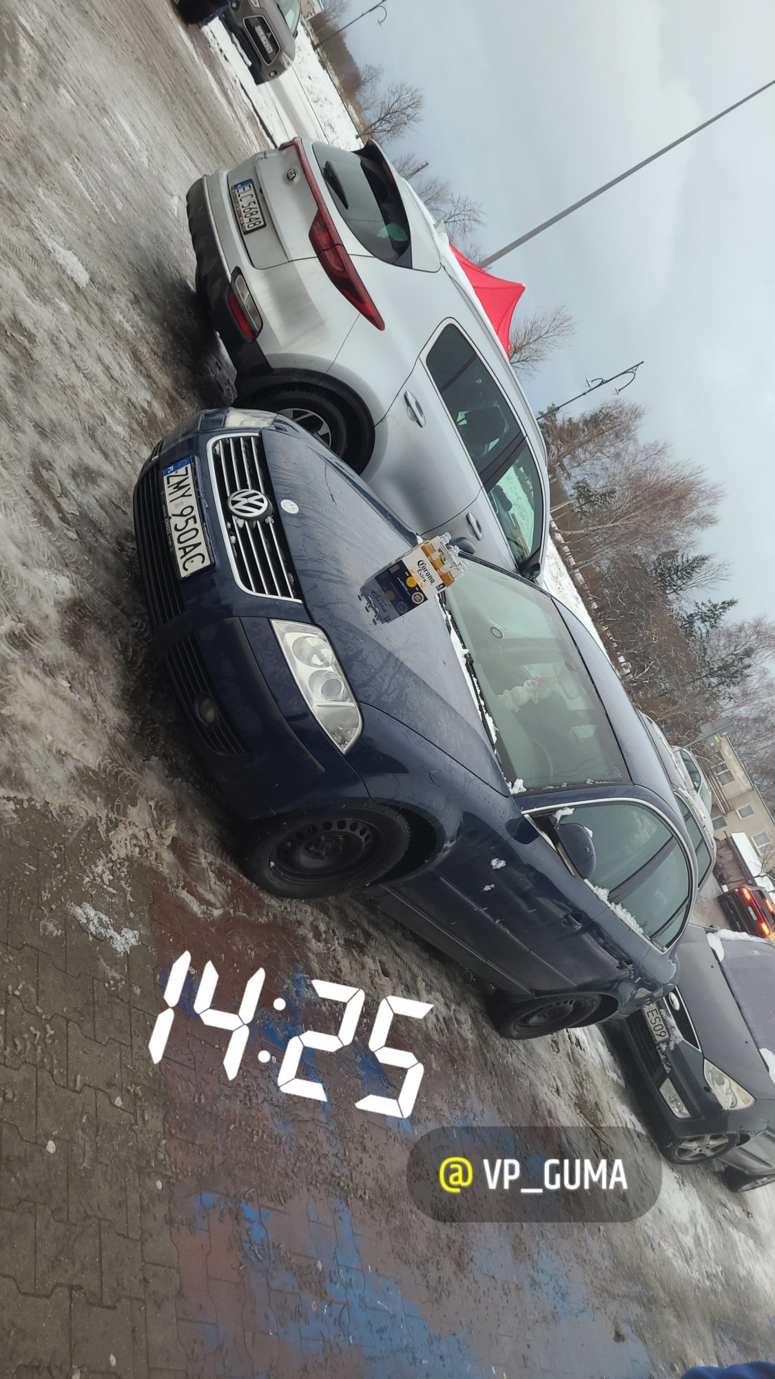 Numer rejestracyjny ZMY 950AC posiada VOLKSWAGEN PASSAT - ZMY950AC