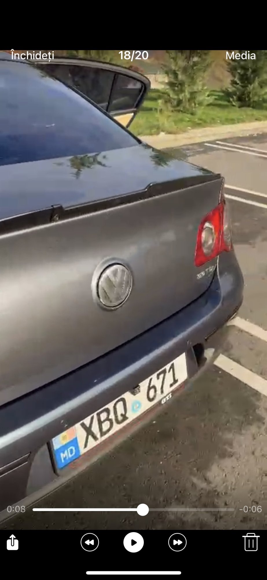 Numer rejestracyjny XBQ671 posiada Volkswagen  2.0 TDI