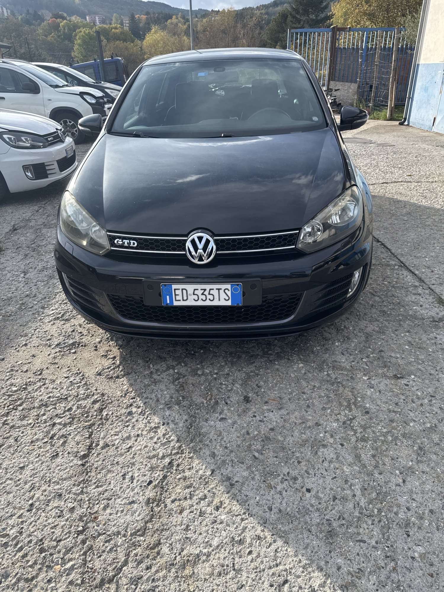 Numer rejestracyjny ED535TS posiada VOLKSWAGEN Golf 6a serie