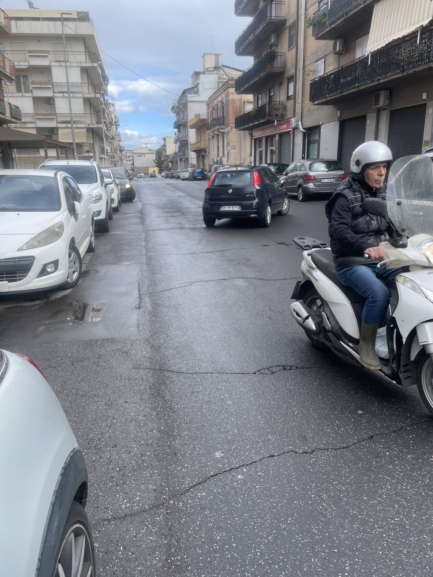 Numer rejestracyjny AG916TV posiada LANCIA k