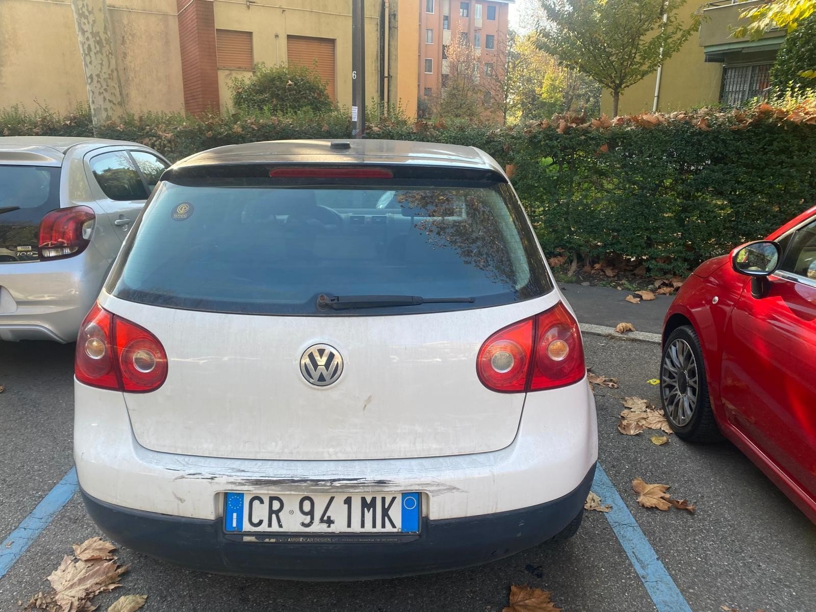 Numer rejestracyjny CR941MK posiada VOLKSWAGEN Golf 5a serie