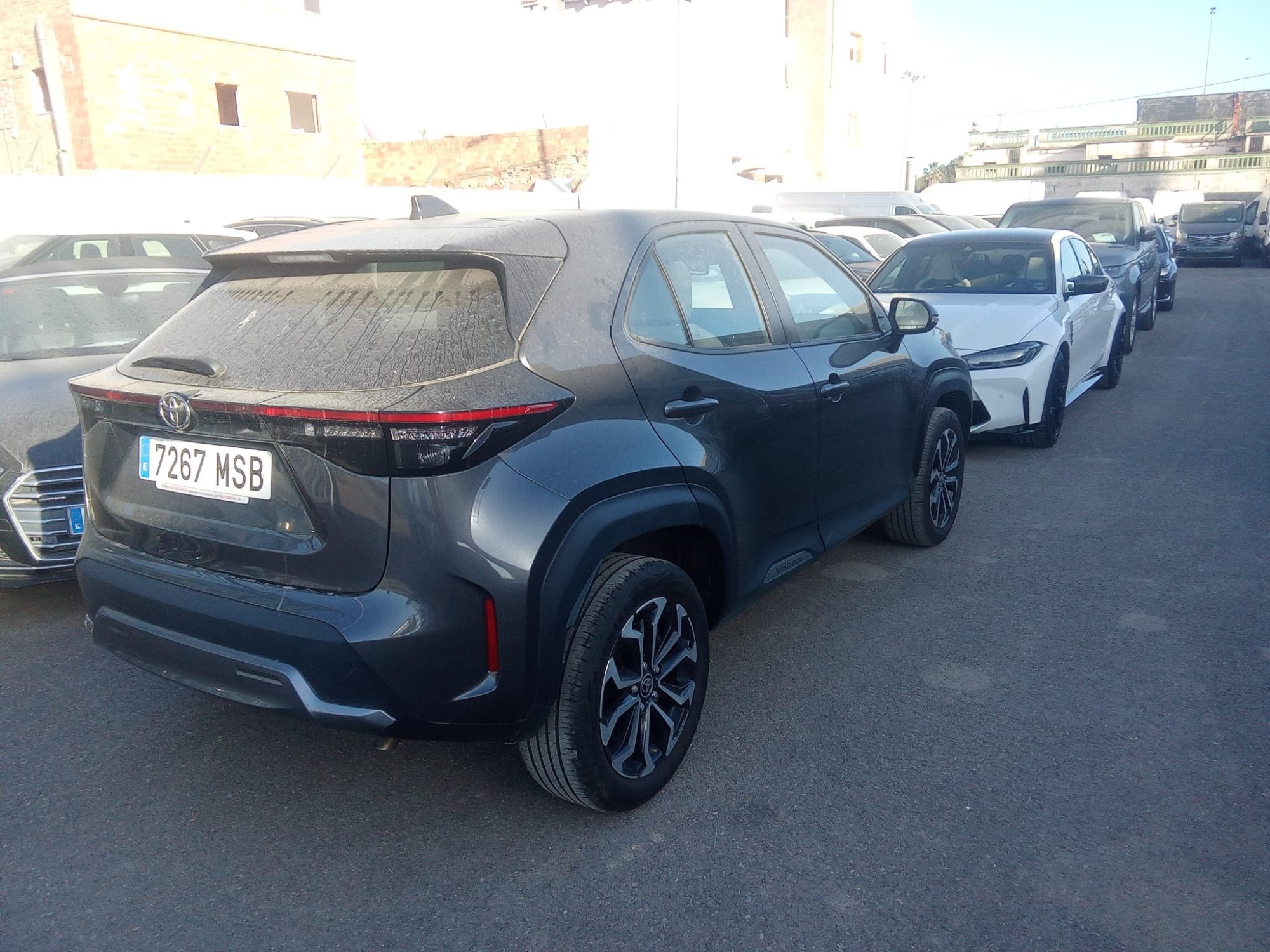 Numer rejestracyjny 7267MSB posiada TOYOTA YARIS CROSS