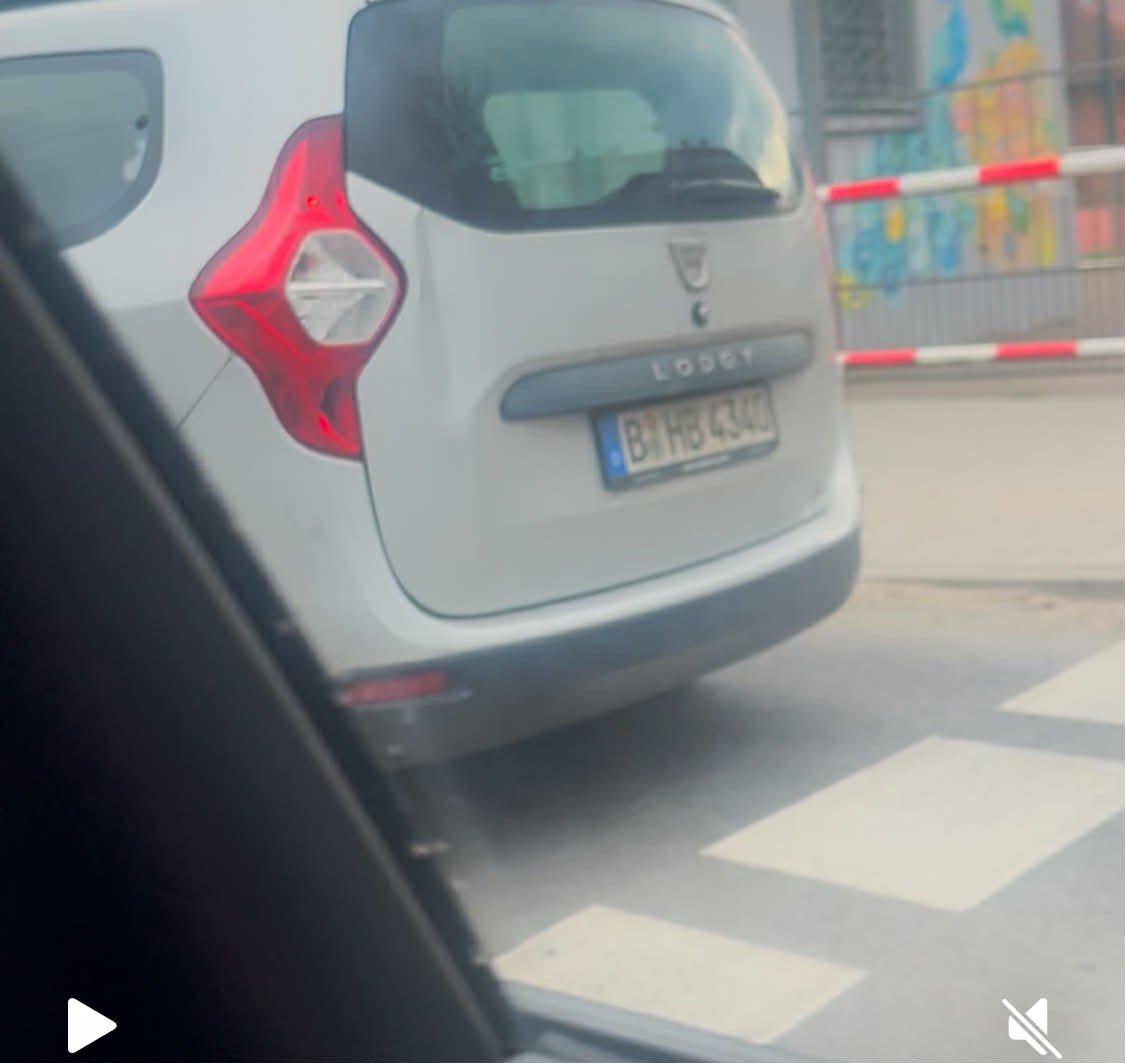 Numer rejestracyjny BHWB4344 posiada Dacia Lodgy