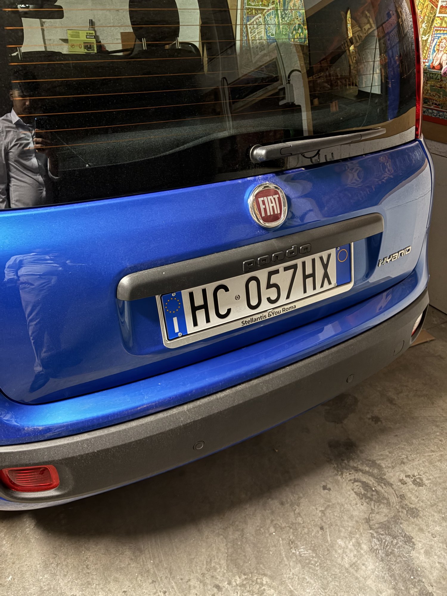 Numer rejestracyjny HC057HX posiada FIAT PANDA