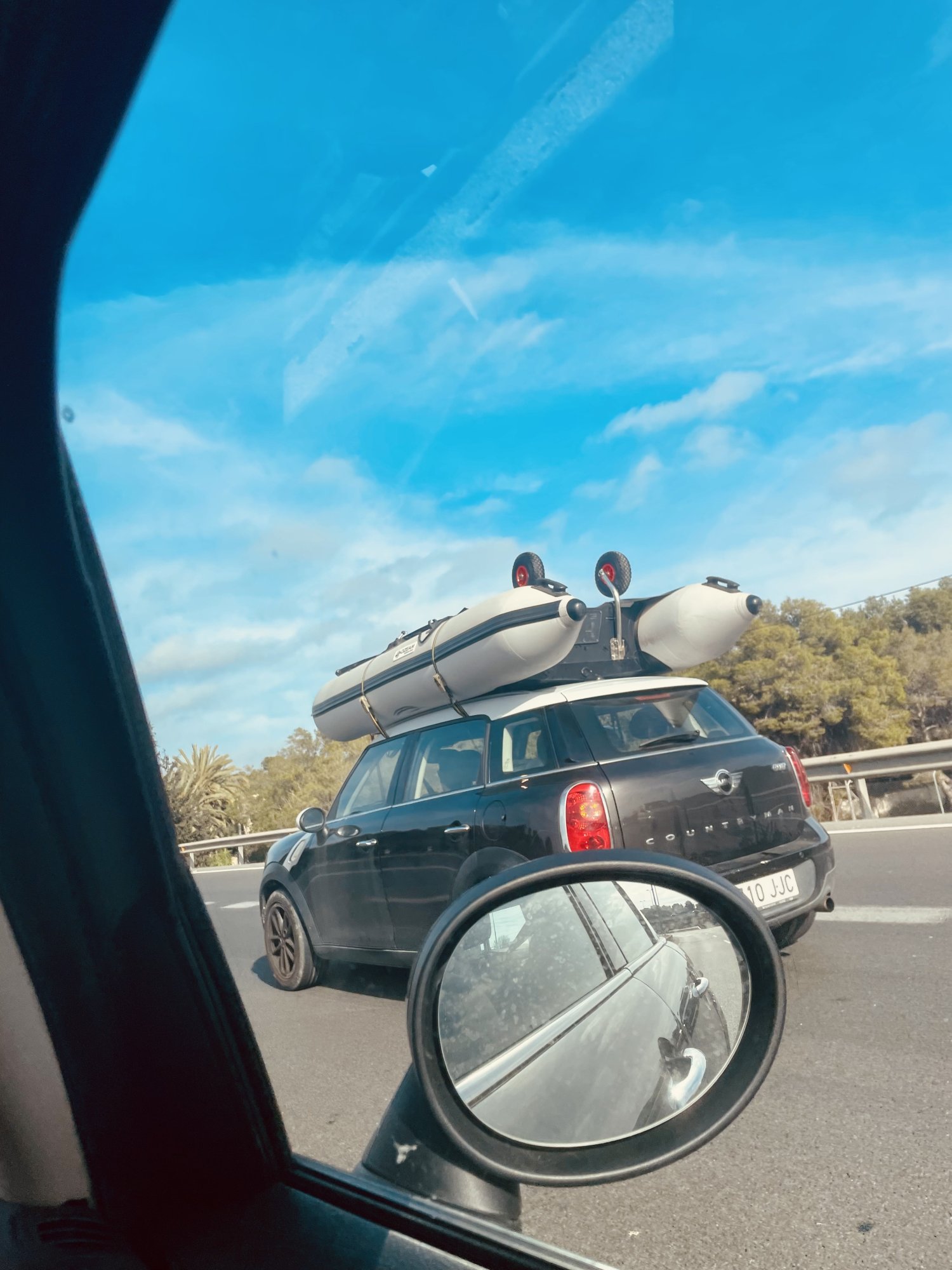 Numer rejestracyjny 1210JJC posiada BORGWARD BX7 2.0 TGDI 4X4 AT