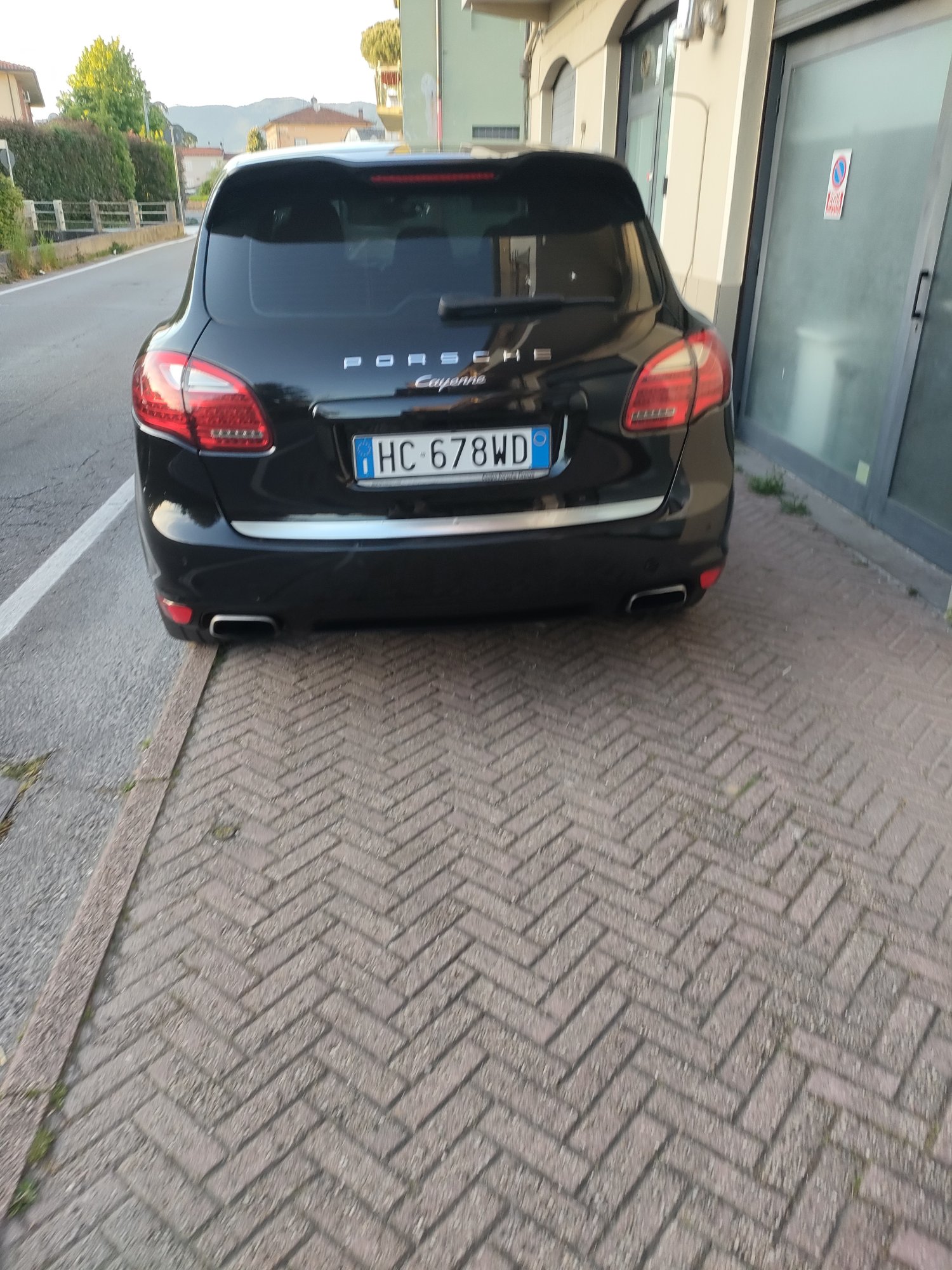 Numer rejestracyjny HC678WD posiada PORSCHE CAYENNE DIESEL