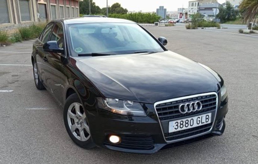 Numer rejestracyjny 3880GLB posiada AUDI A4