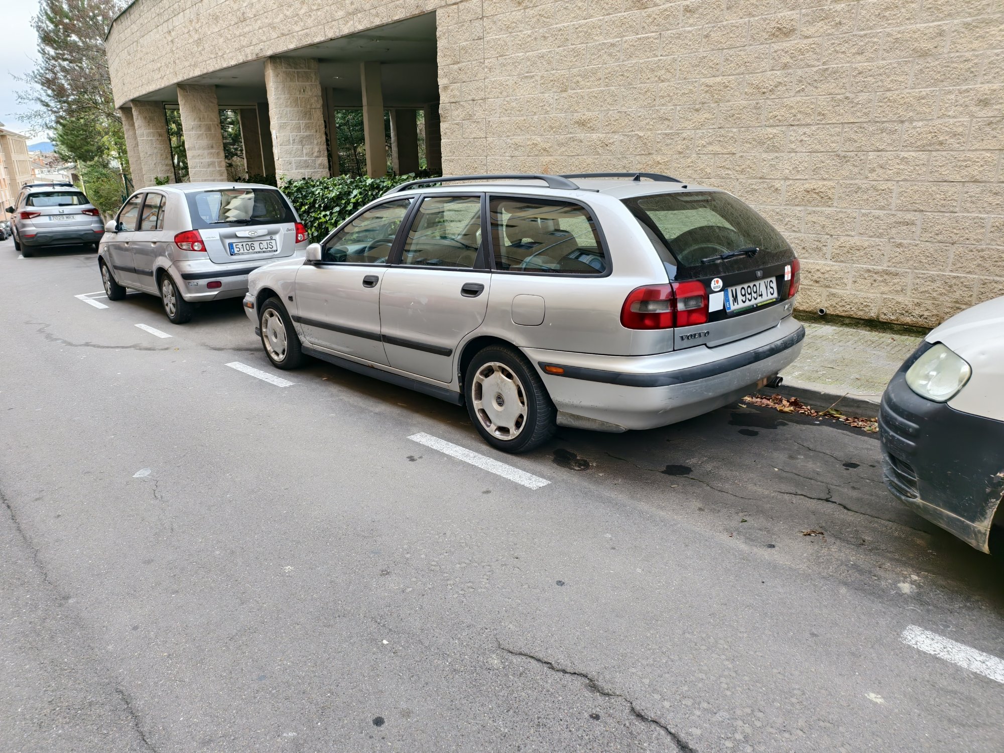 Numer rejestracyjny M9994YS posiada VOLVO V40 Numer rejestracyjny M9994YS posiada VOLVO V40