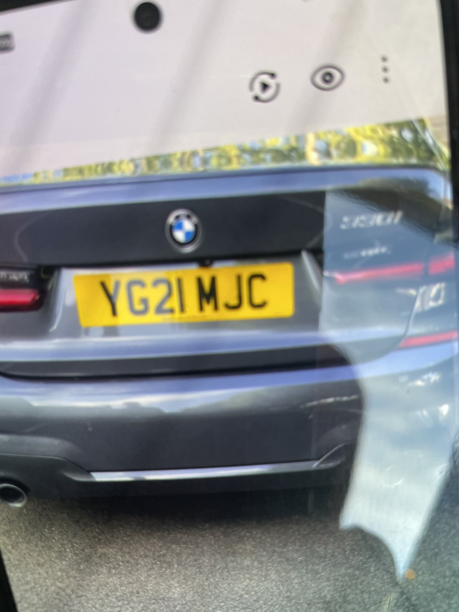 Numer rejestracyjny YG21MJC posiada BMW  530d