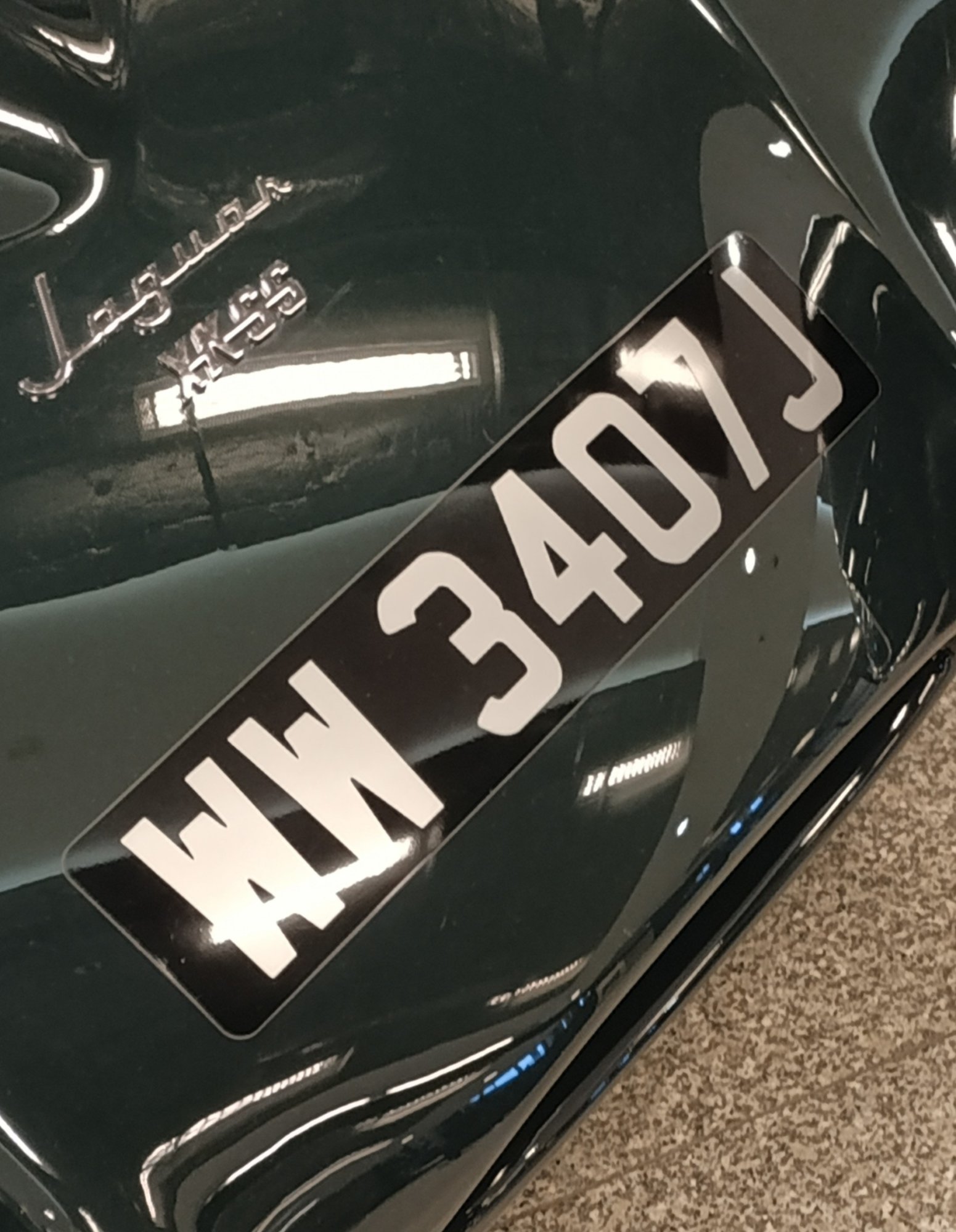 Numer rejestracyjny WW 3407J posiada JAGUAR 340 - WW3407J