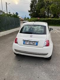 Numer rejestracyjny EF823WF posiada FIAT 500 500 1.2 Matt Black (51 kw)