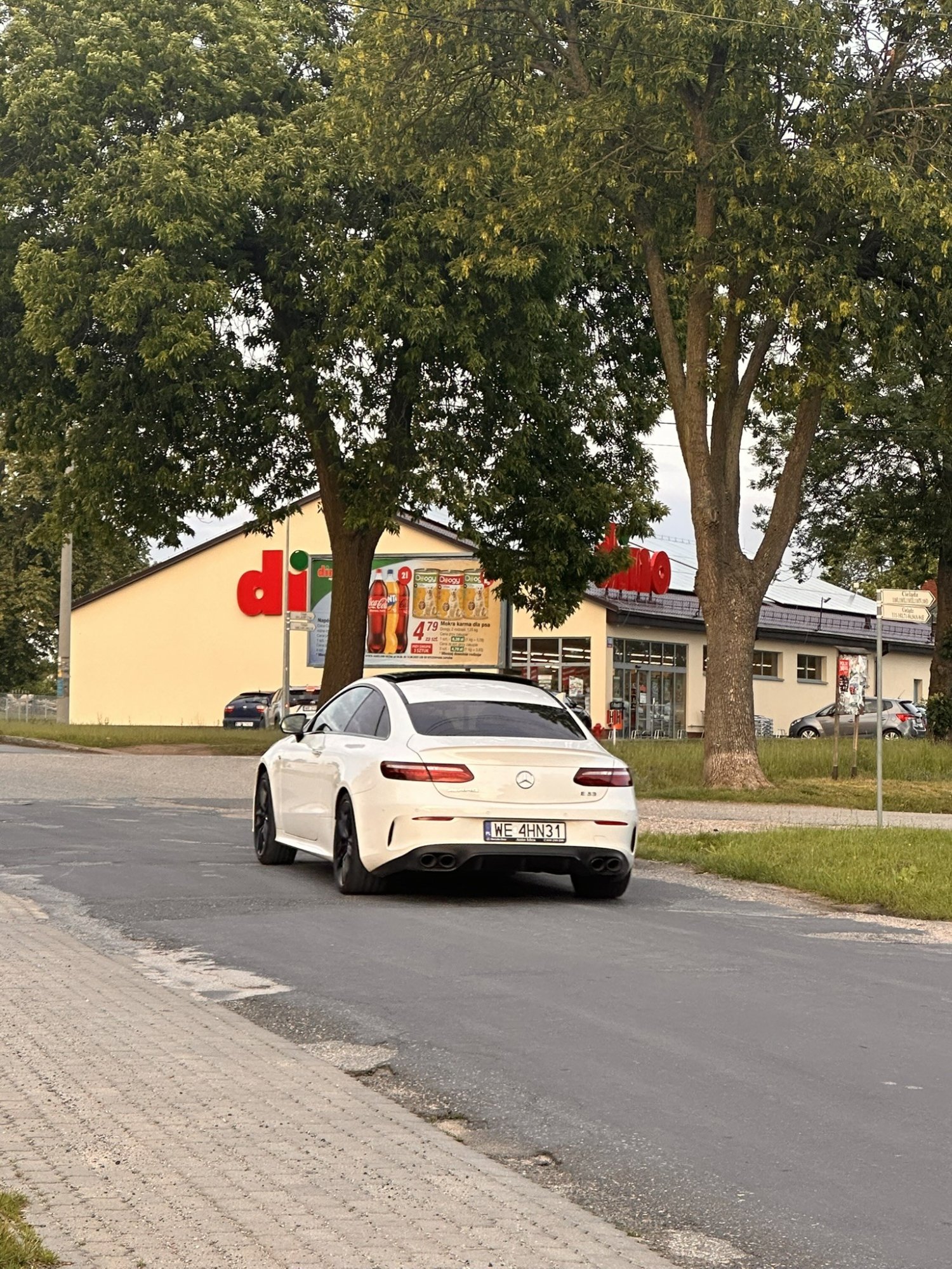 Numer rejestracyjny WE 4HN31 posiada MERCEDES-BENZ AMG E 53 4MATIC - WE4HN31 Numer rejestracyjny WE 4HN31 posiada MERCEDES-BENZ AMG E 53 4MATIC - WE4HN31