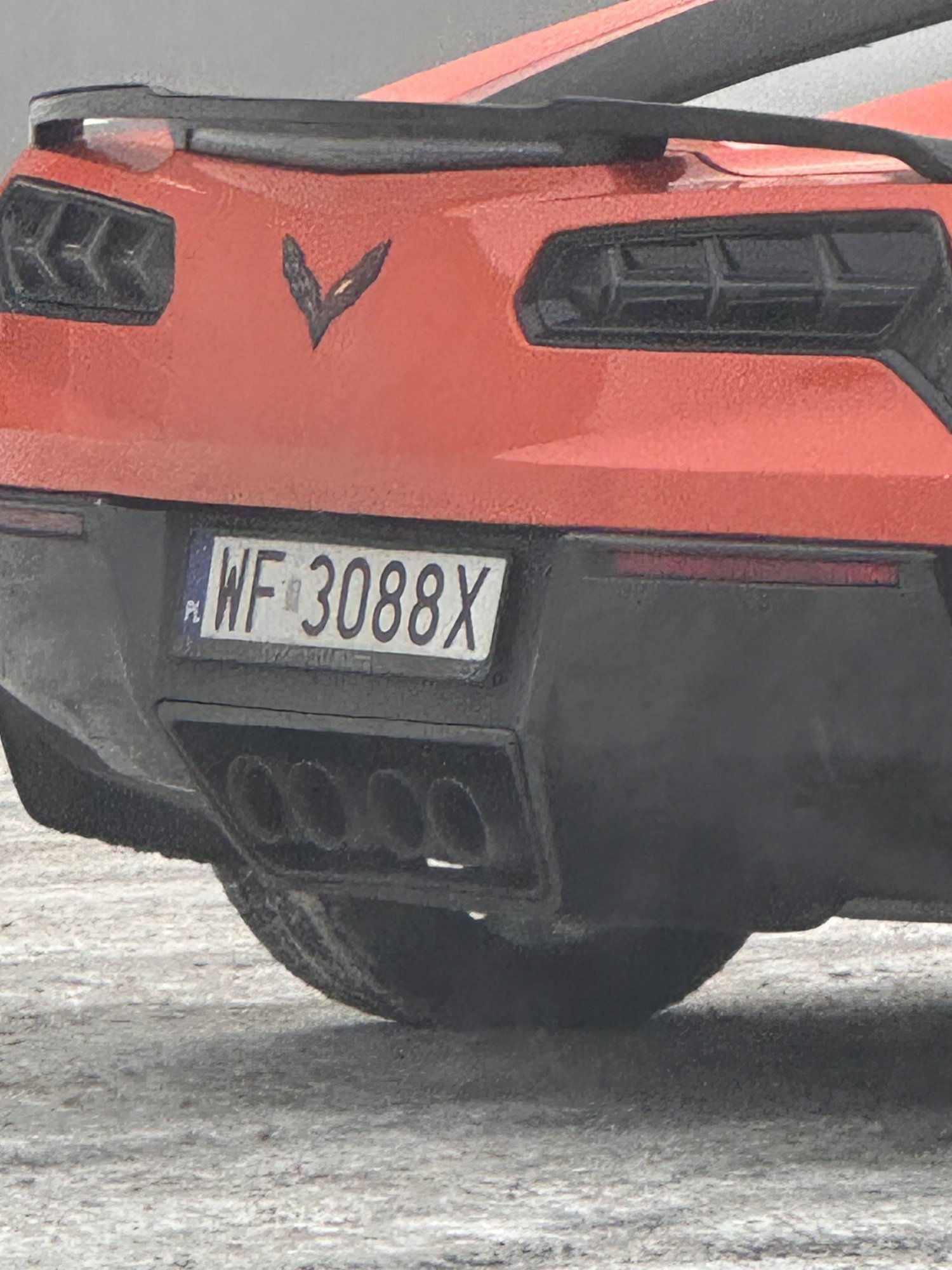 Numer rejestracyjny WF 3088X posiada CHEVROLET CORVETTE - WF3088X