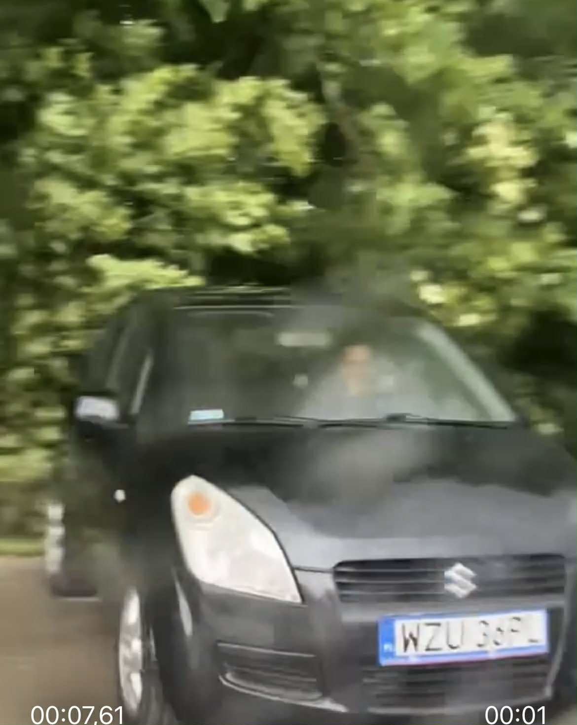 Numer rejestracyjny WZU 36FL posiada FIAT PUNTO 1.2 KAT - WZU36FL